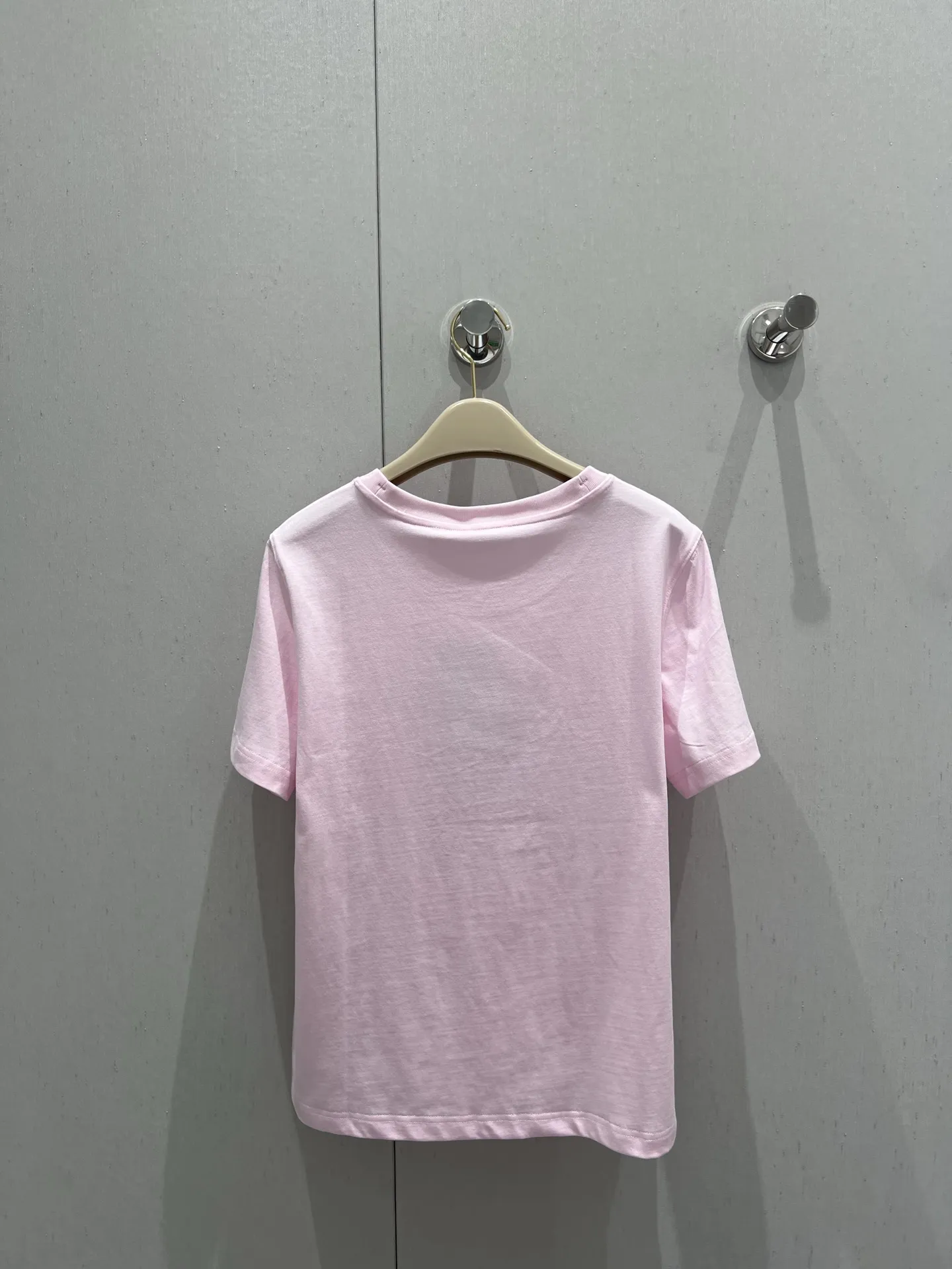 Burberry新作ピンク半袖Tシャツ - 画像 (3)