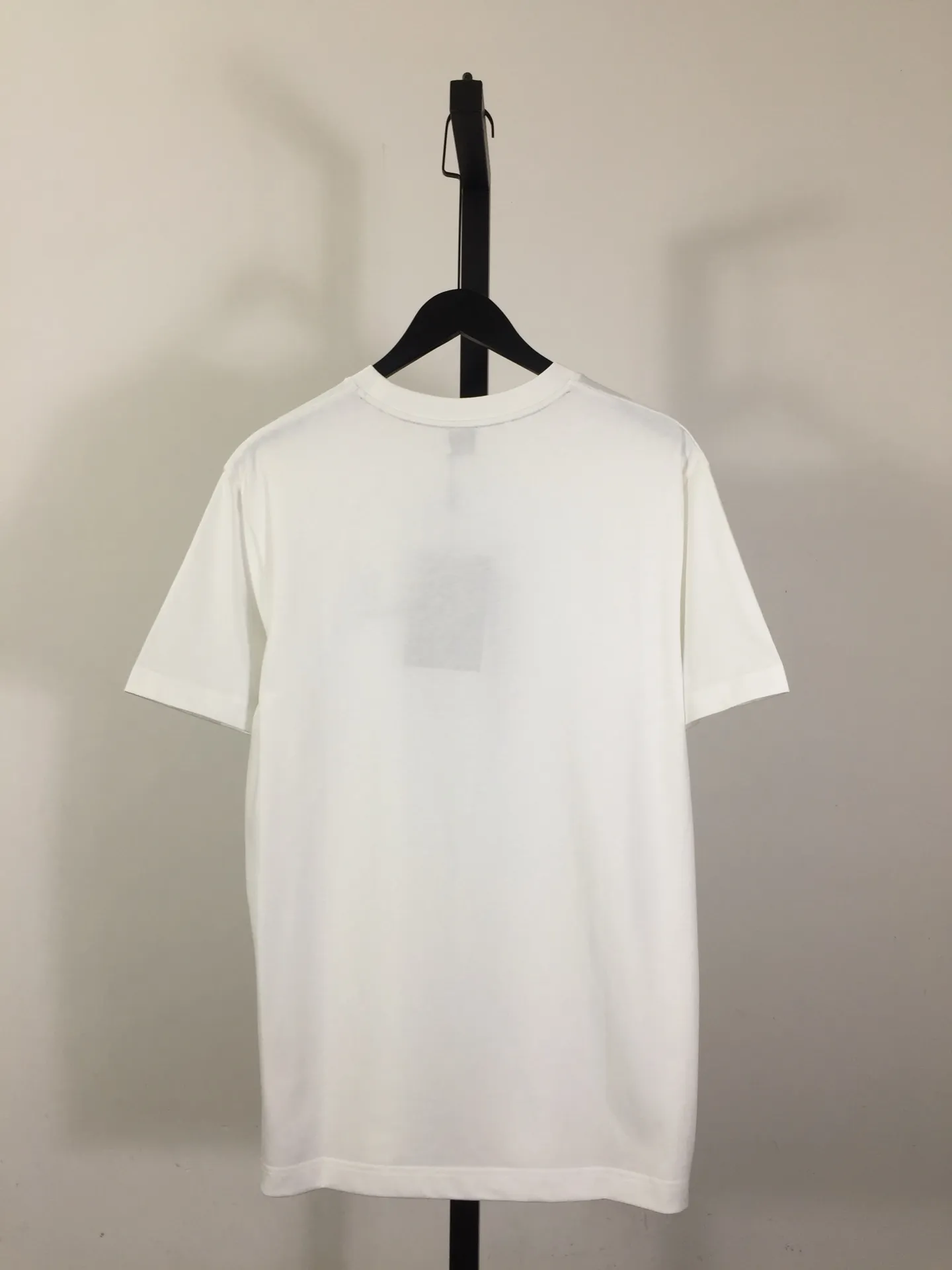 BURBERRY 2025ss 白刺繍Tシャツ S-XXL - 画像 (3)