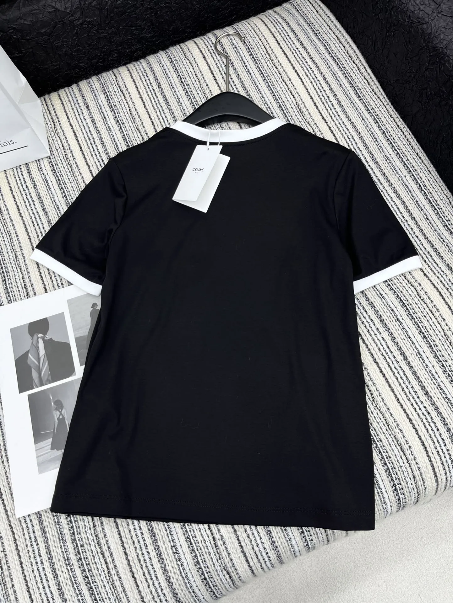 セリーヌ新作黒プリント半袖Tシャツ - 画像 (7)