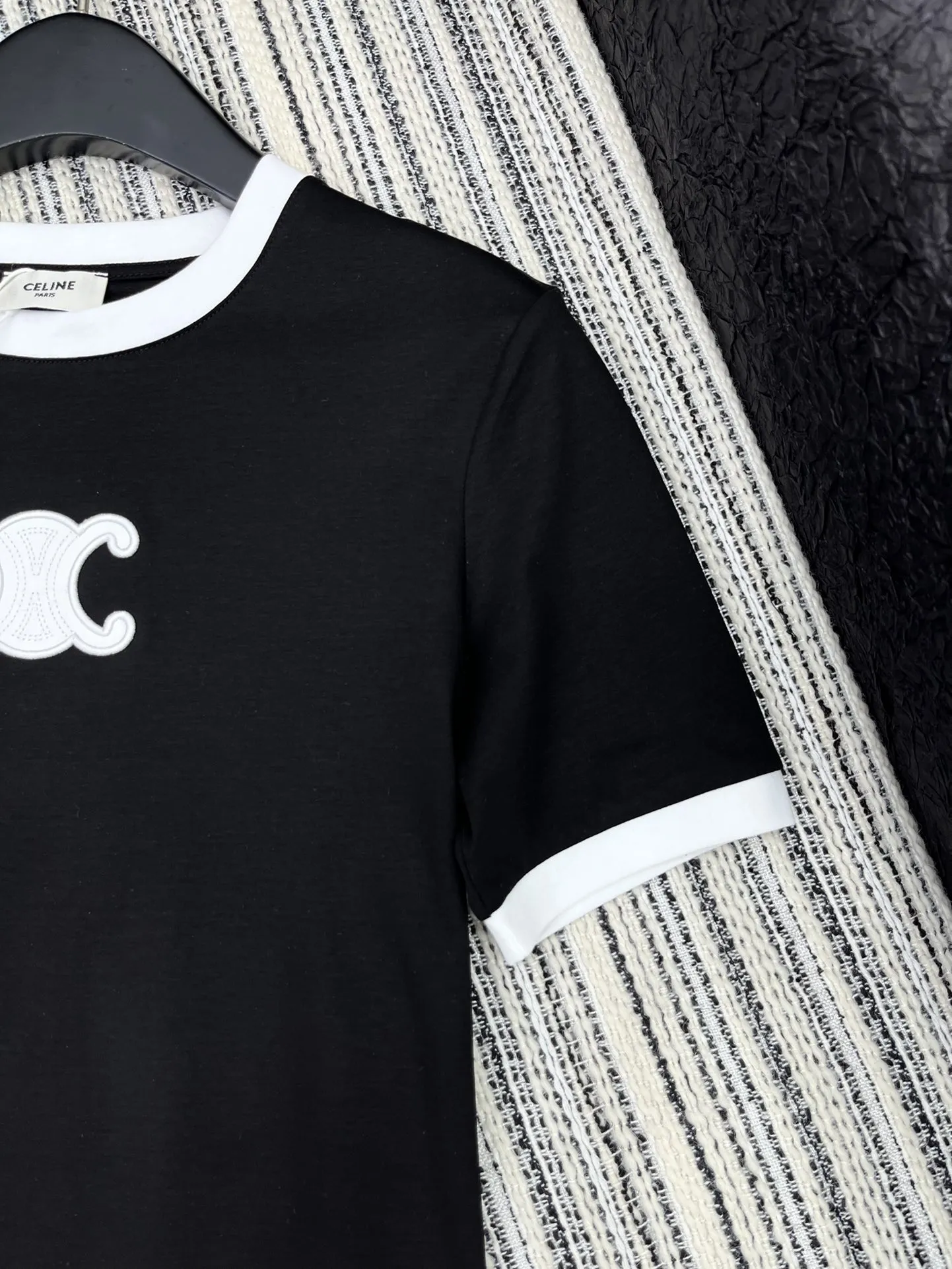 セリーヌ新作黒半袖Tシャツ高級デザイン - 画像 (3)