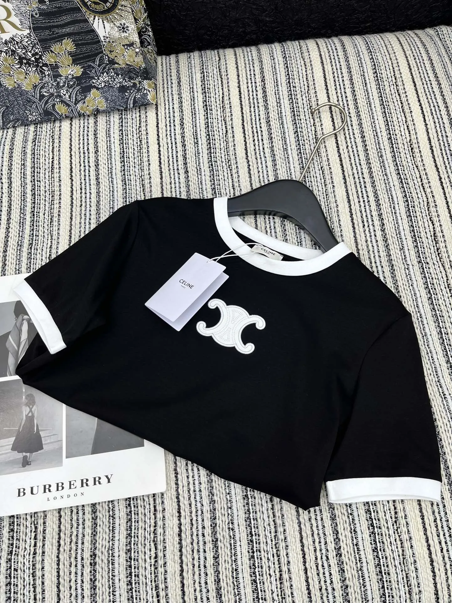 セリーヌ新作黒半袖Tシャツ高級デザイン - 画像 (6)