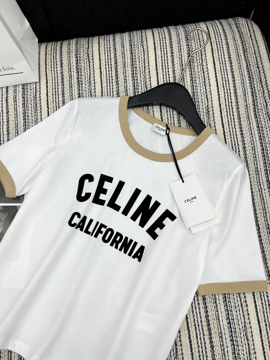 CELINE新作白黒プリント半袖Tシャツ - 画像 (3)