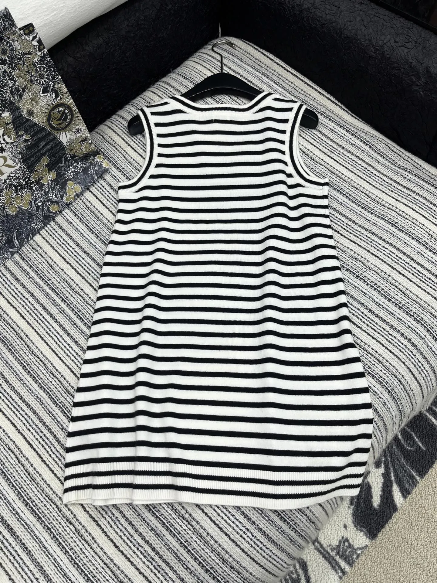 セリーノ黒ストライプ新作ニットドレス - 画像 (7)