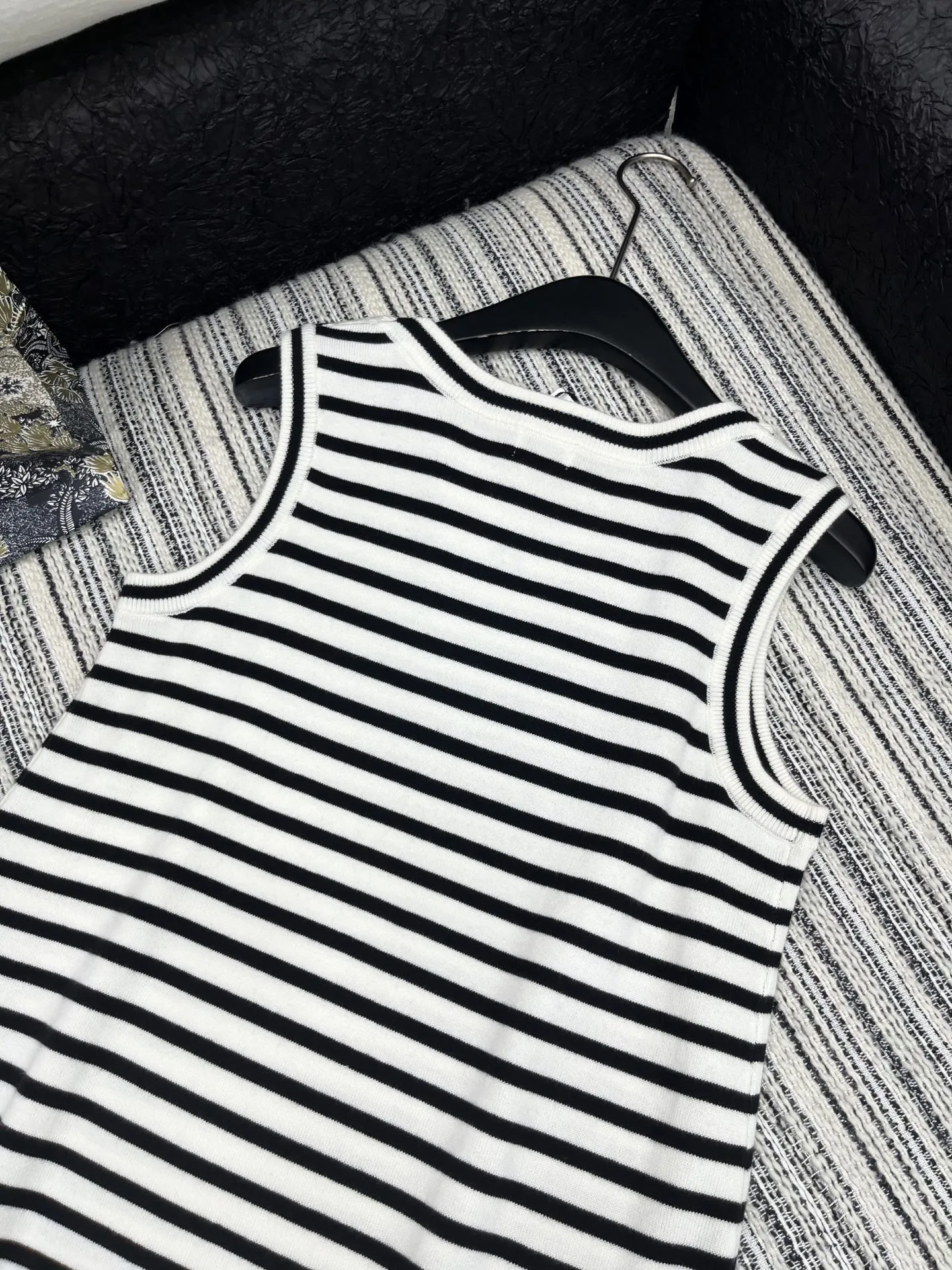 セリーノ黒ストライプ新作ニットドレス - 画像 (8)