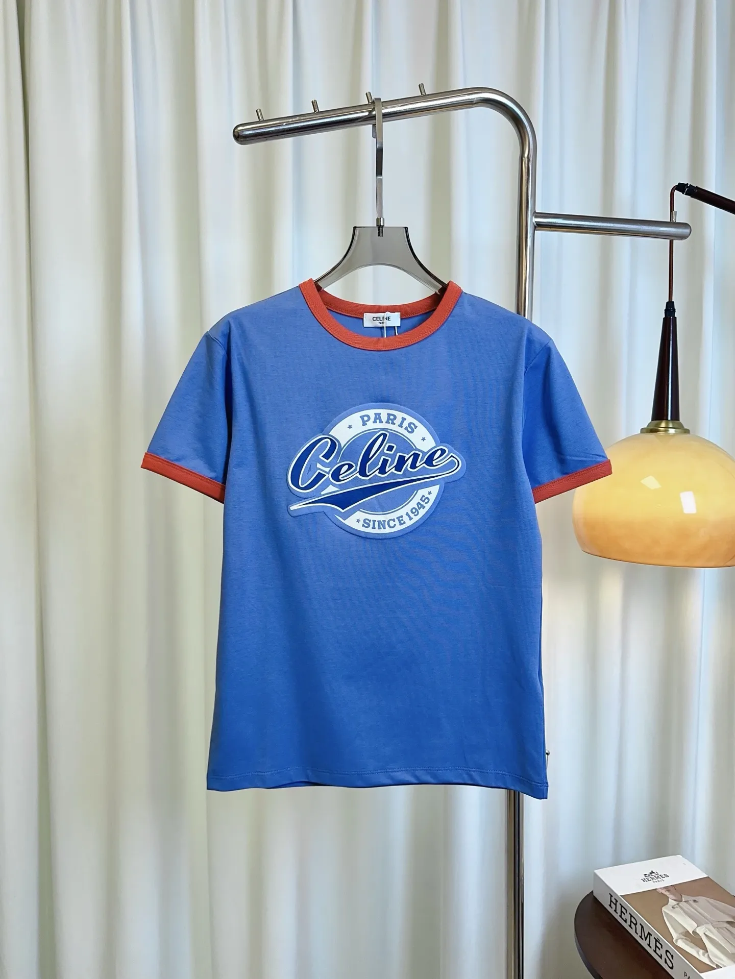 CELINE新作ブルー半袖Tシャツ