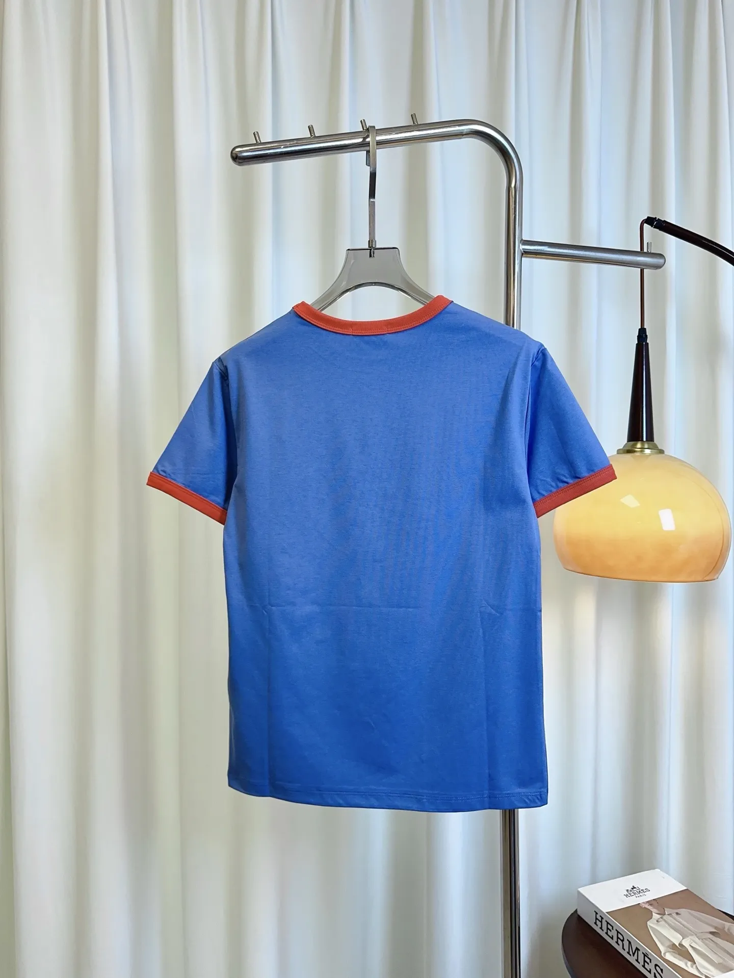 CELINE新作ブルー半袖Tシャツ - 画像 (3)