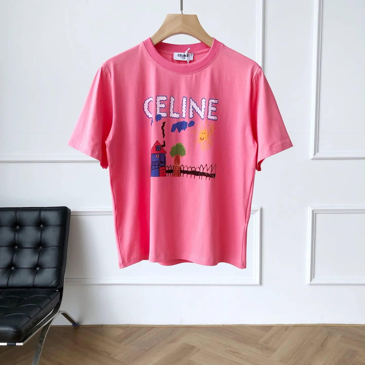 CELINE新作ピンク白半袖プリントTシャツ - 画像 (8)