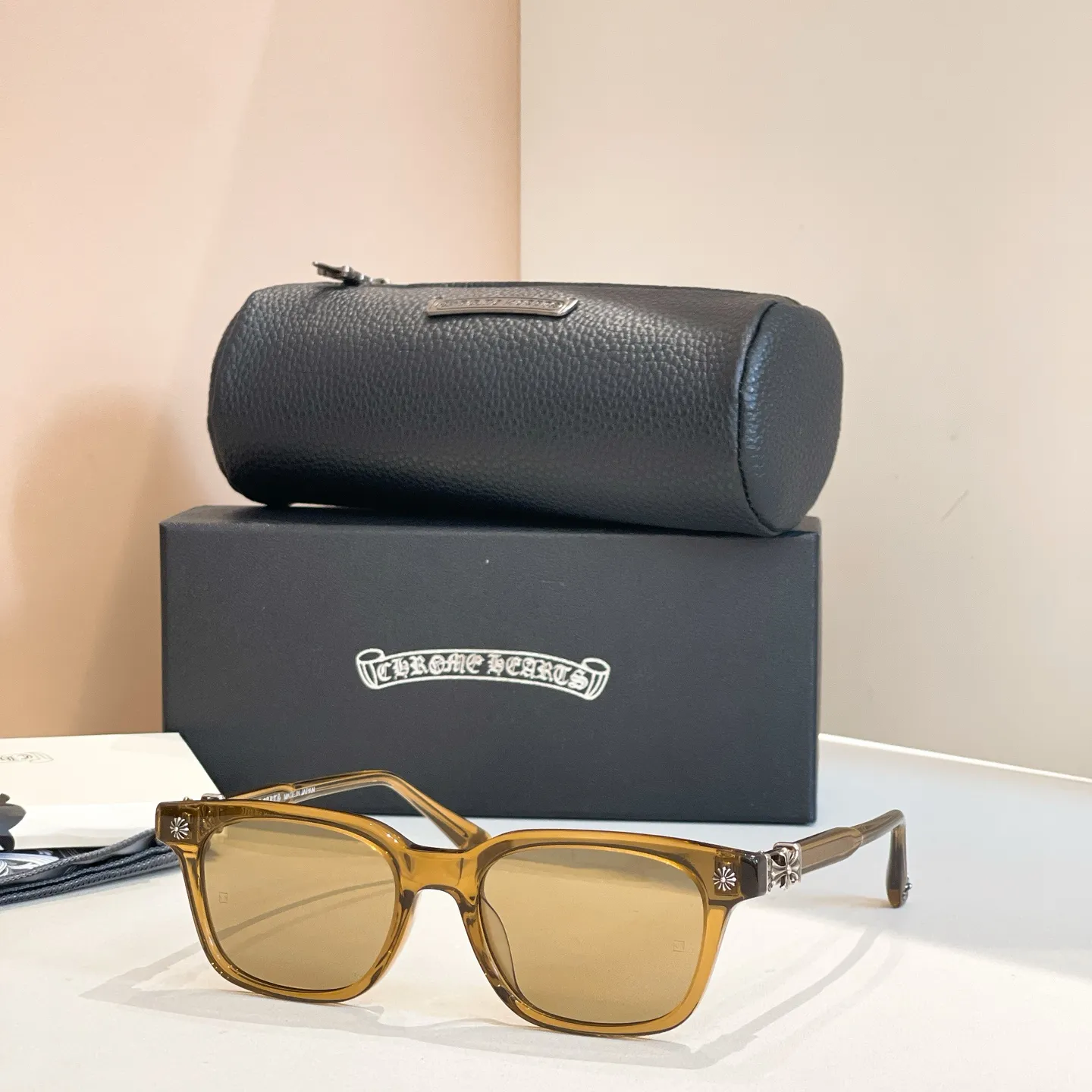 CHROME HEARTS ブラックサングラス COX UCKER - 画像 (7)