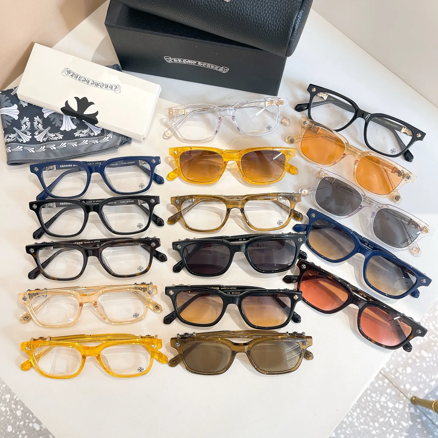 CHROME HEARTS ブラックサングラス COX UCKER - 画像 (9)