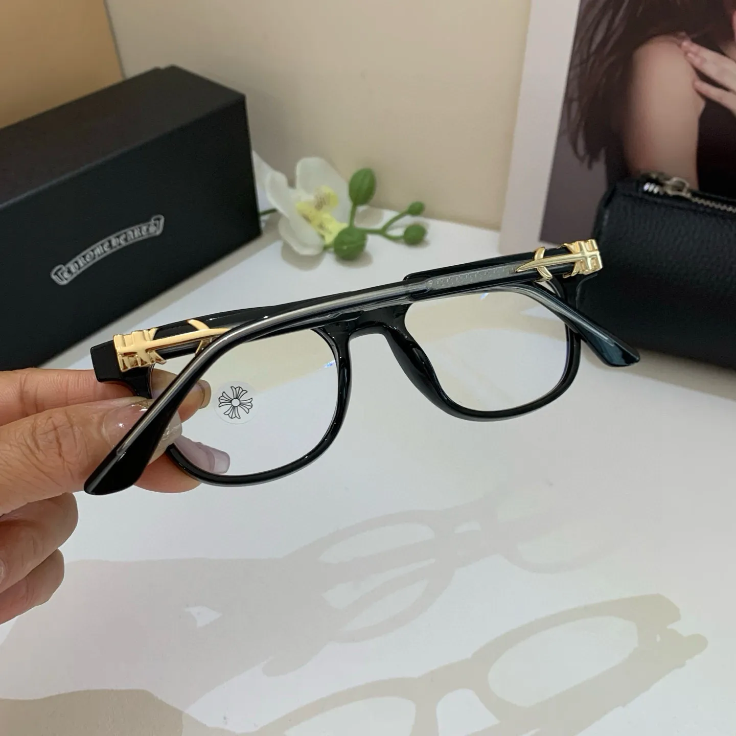 Chrome Hearts 2025新作ブラックスクエアメガネ - 画像 (6)
