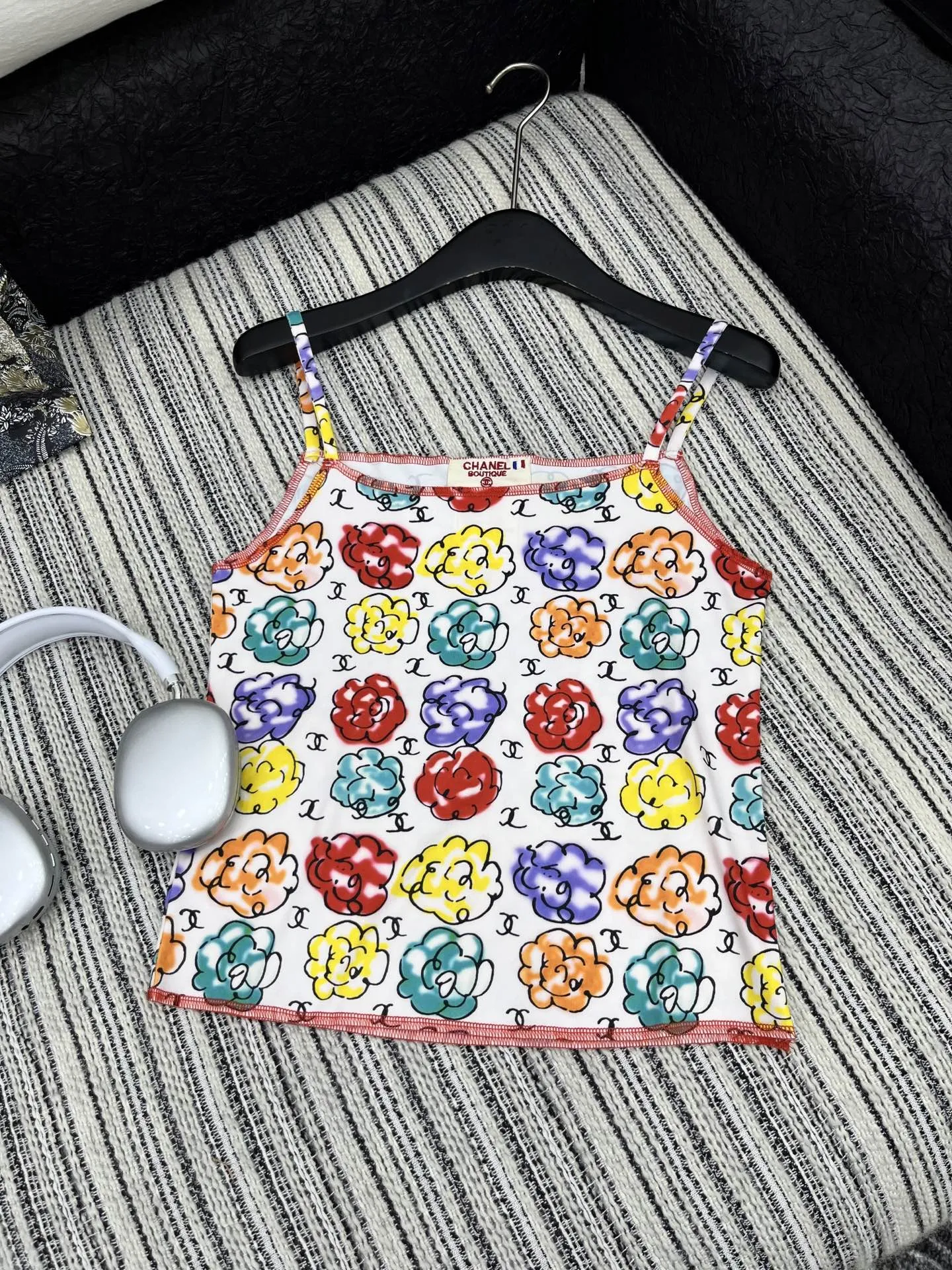 Chanel新作プリント吊りスカート赤紫色