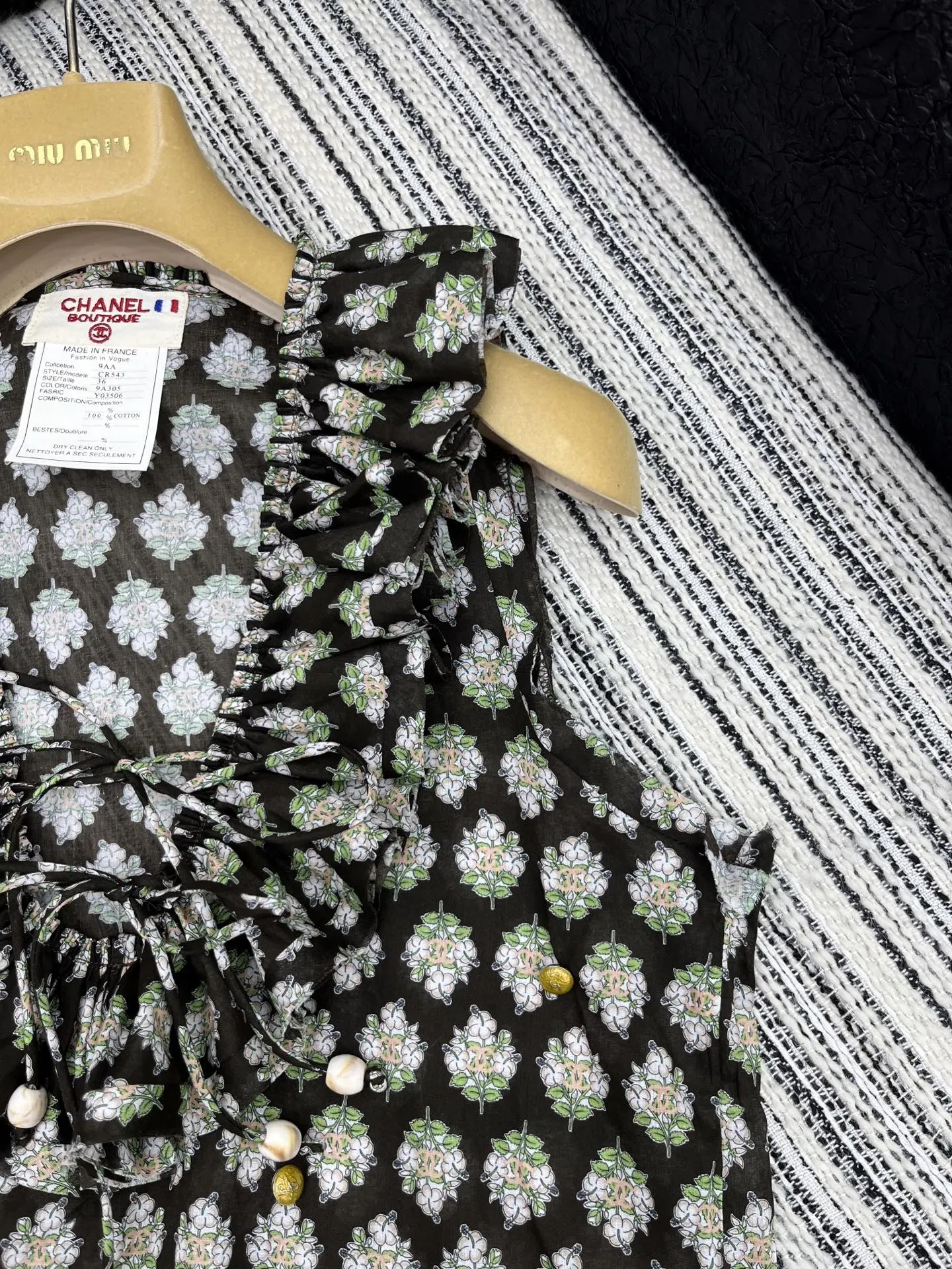 Chan* 25中古シリーズ花色フリルトップス - 画像 (4)