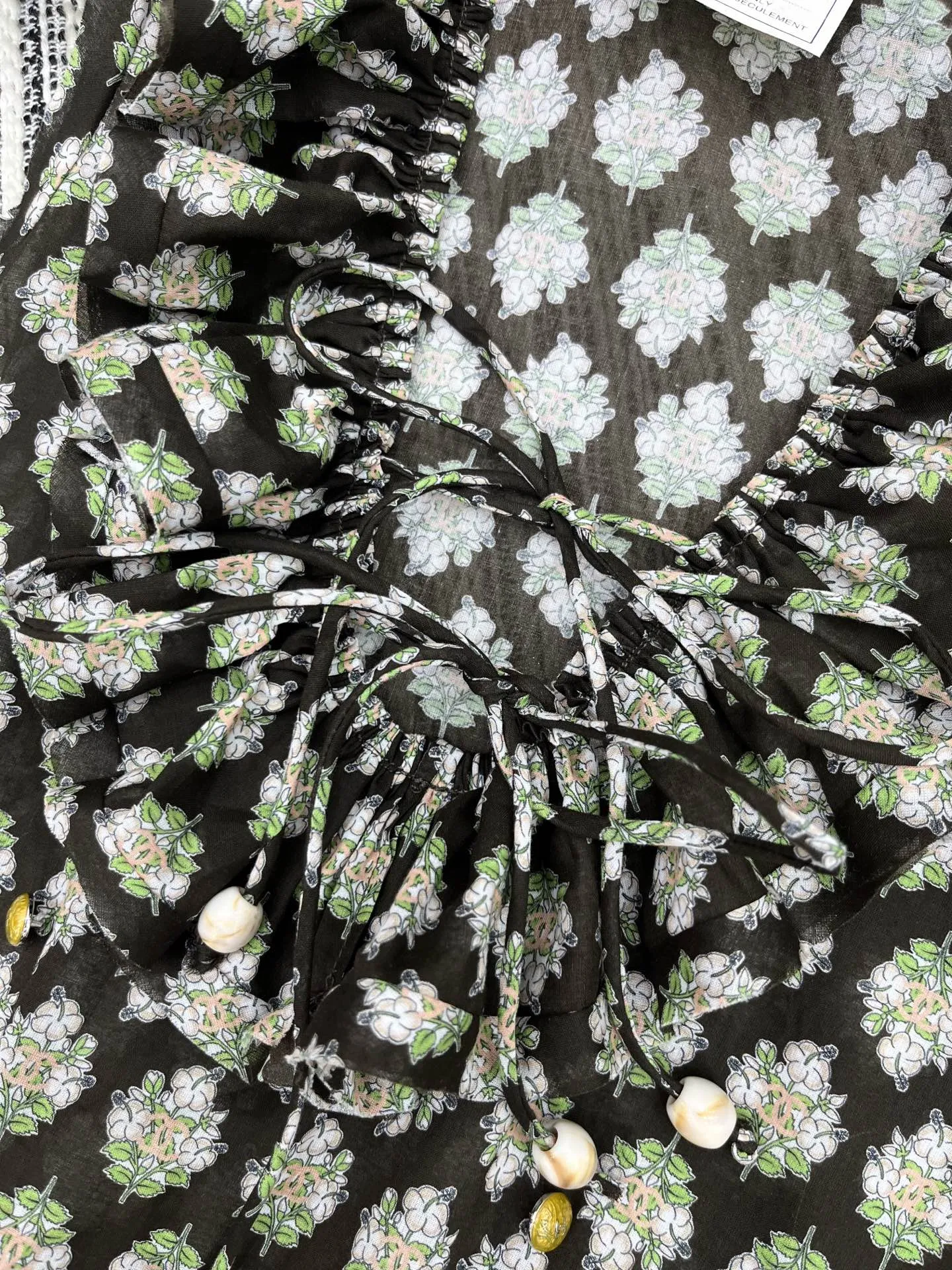 Chan* 25中古シリーズ花色フリルトップス - 画像 (5)