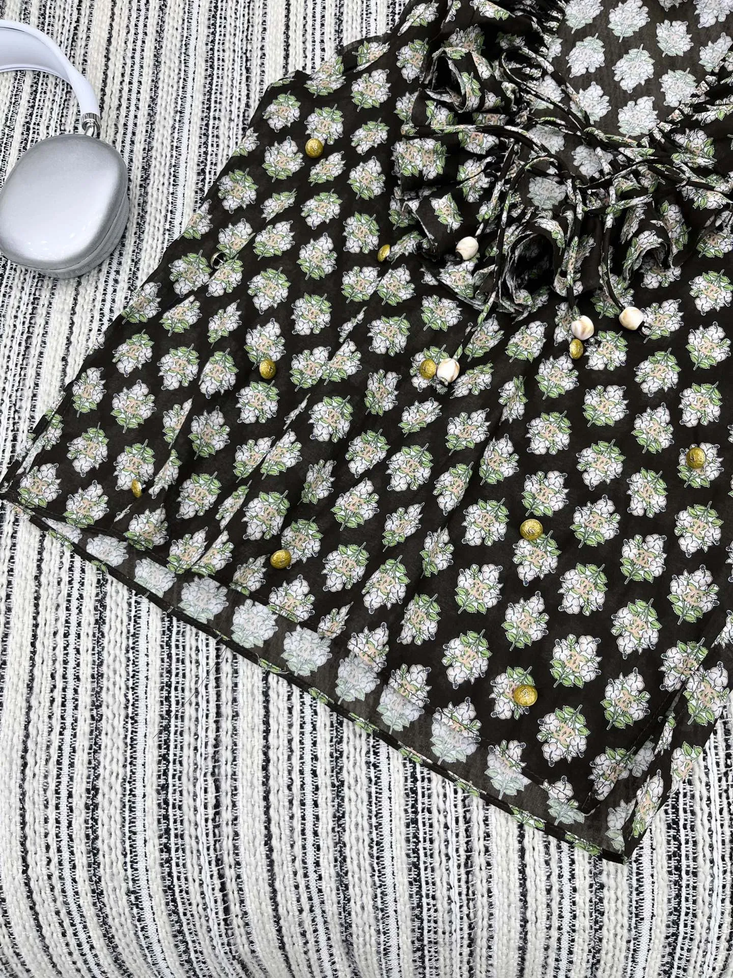 Chan* 25中古シリーズ花色フリルトップス - 画像 (6)