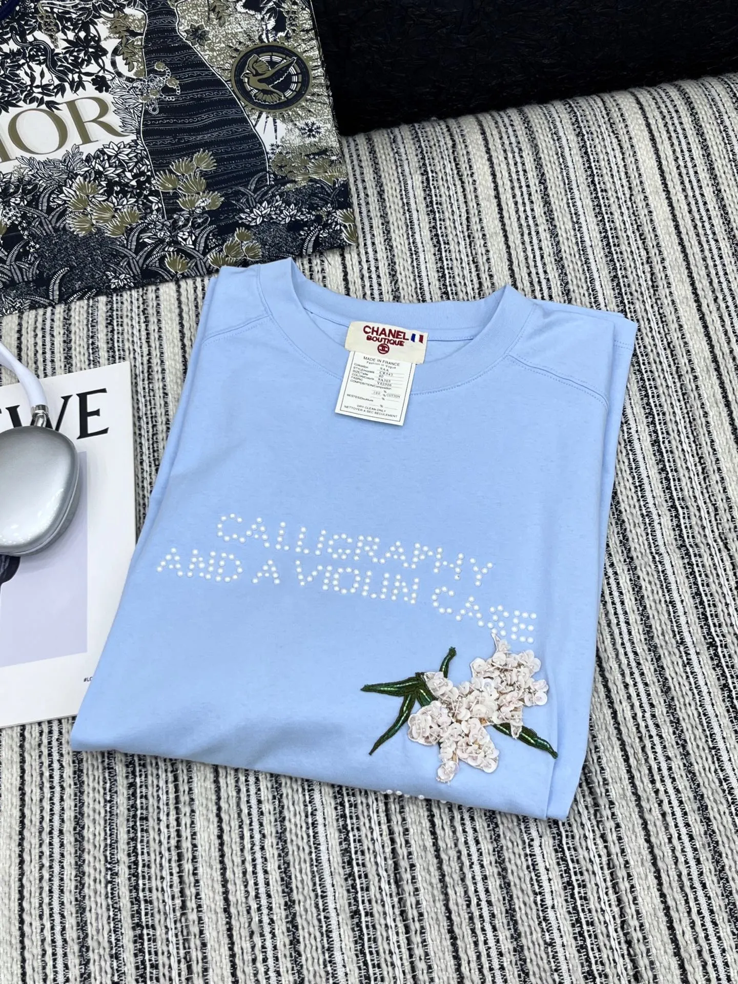 Chanel 25中古シリーズブルー半袖Tシャツ - 画像 (9)