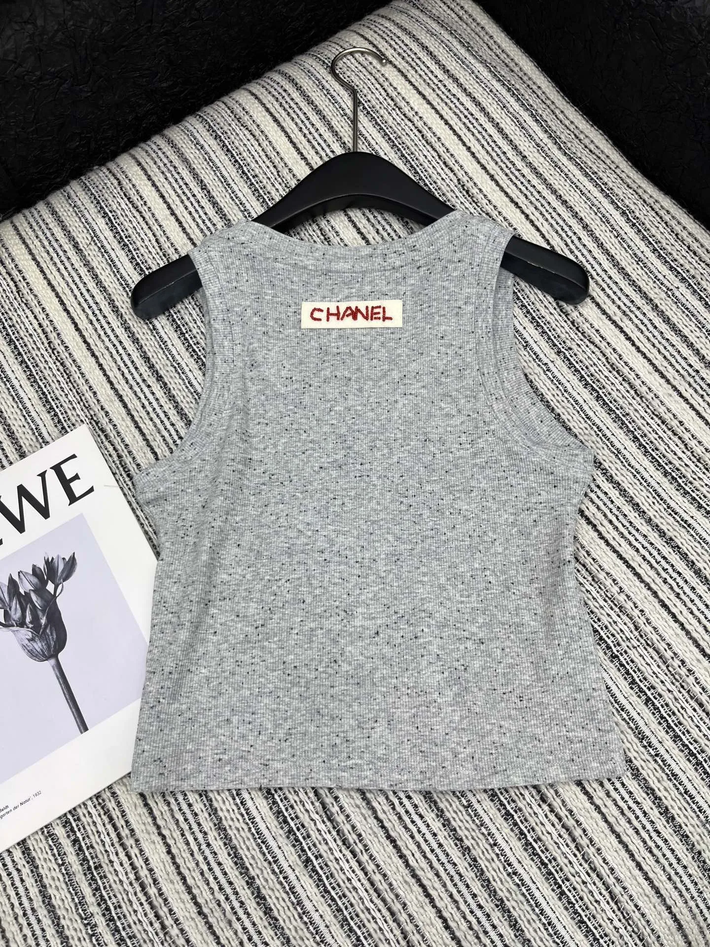 Chanel 25中古シリーズ手工烫钻ベスト グレー - 画像 (8)