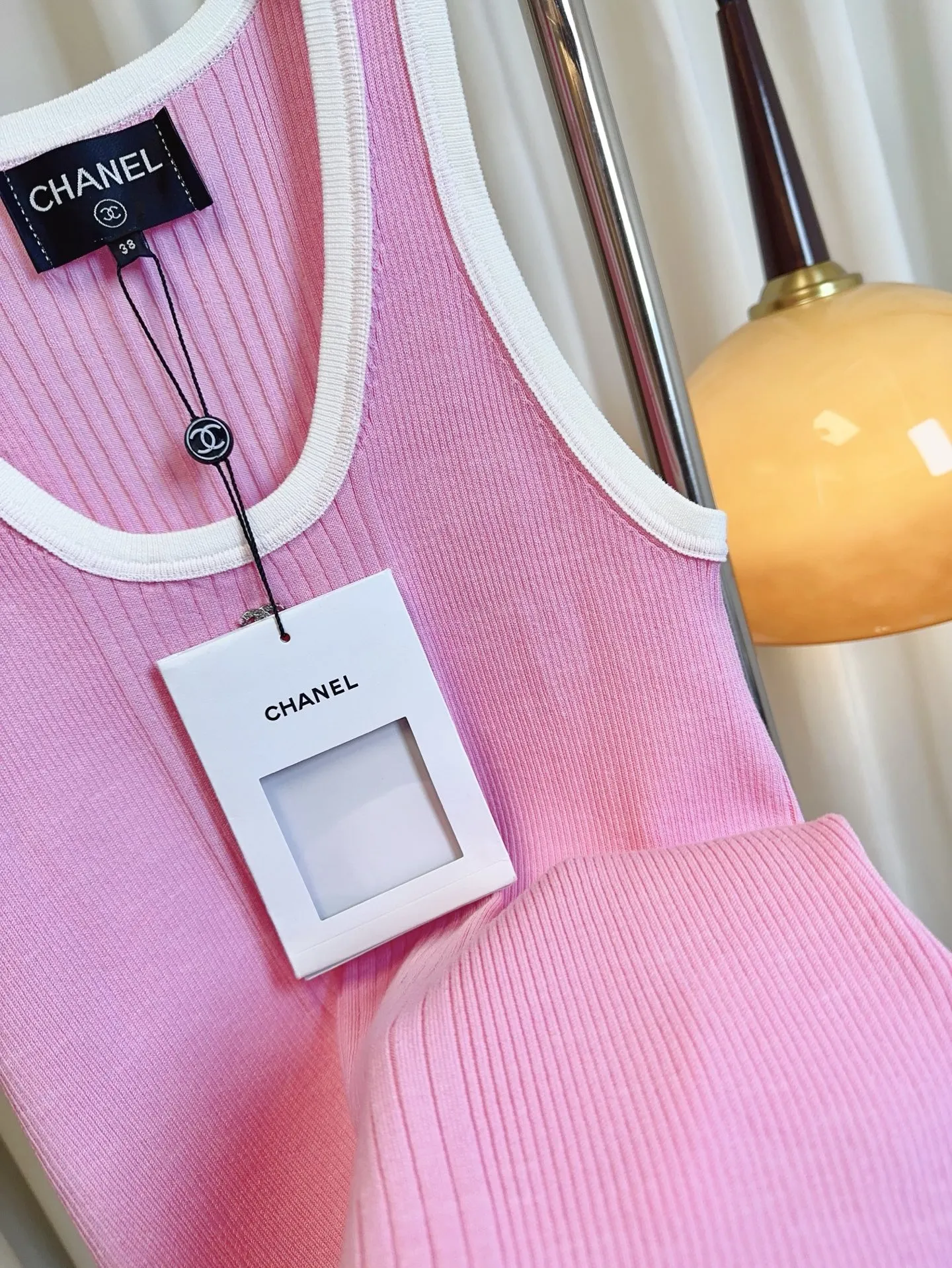CHANEL新作ピンクカラーマッチングベスト - 画像 (9)