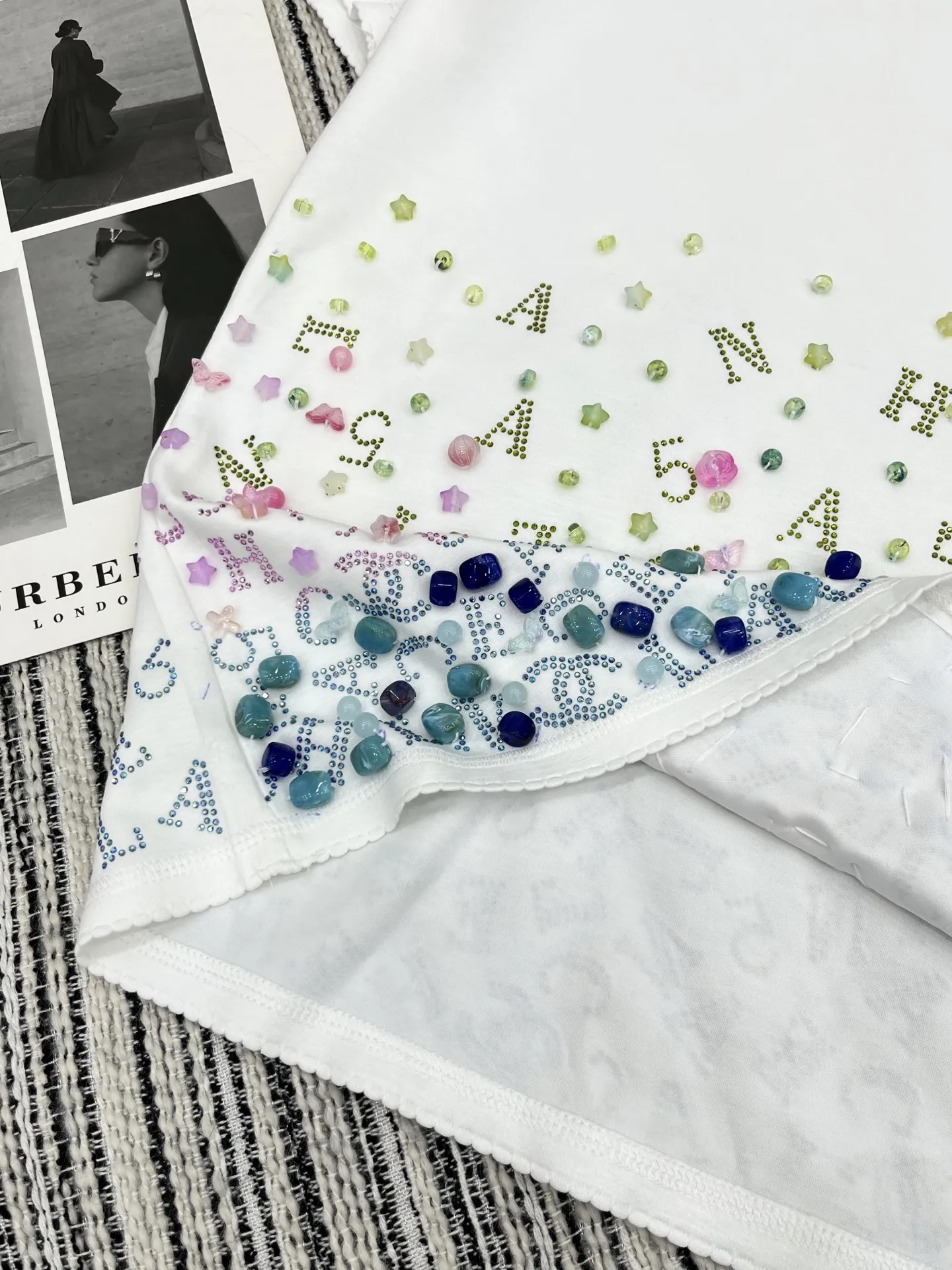 Chan* 25中古シリーズ手工ビーズ半袖Tシャツ 青 - 画像 (6)