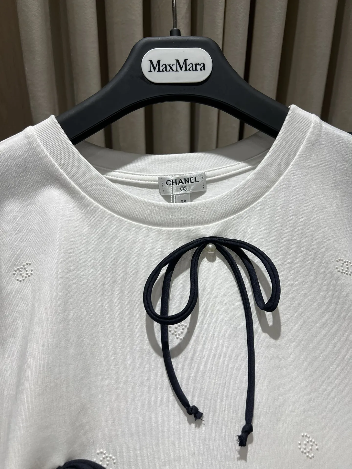 Chan*25新作白黒蝴蝶結半袖Tシャツ - 画像 (7)