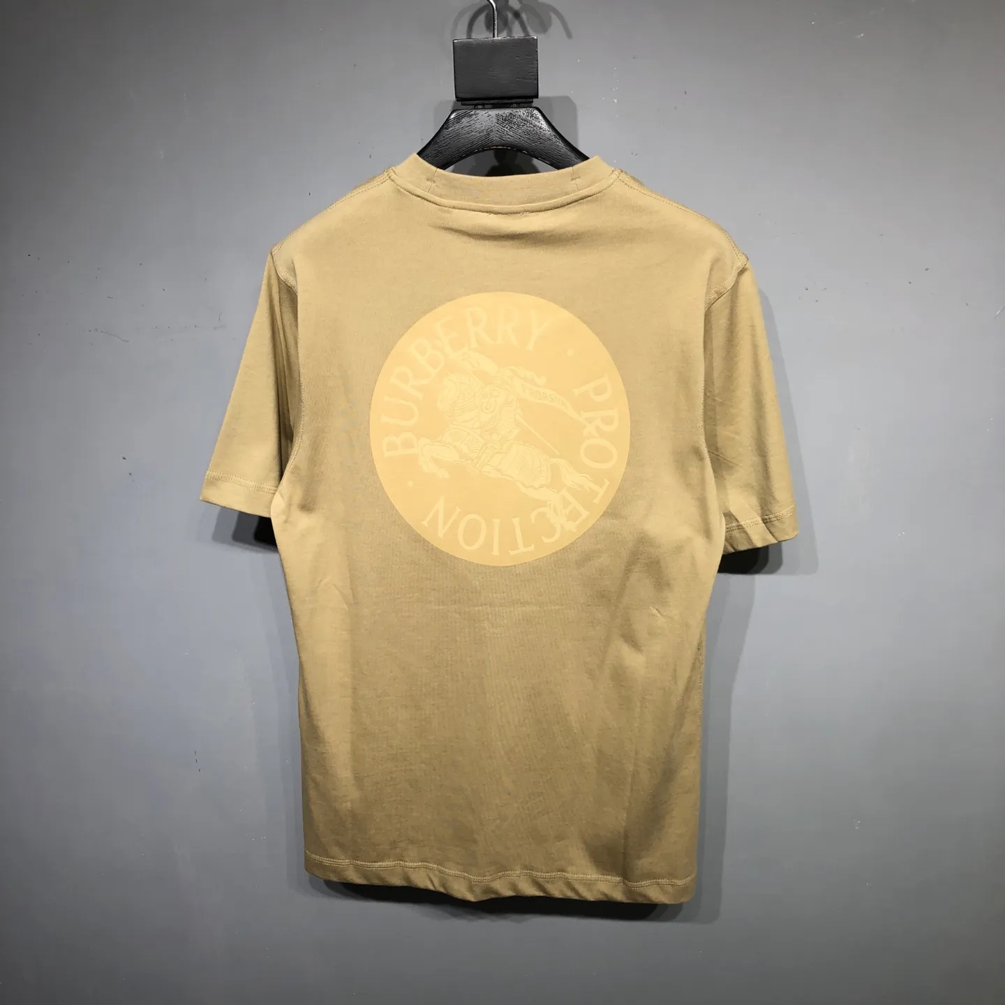 Burberry バーバリー ベージュ 馬術騎士Tシャツ - 画像 (4)