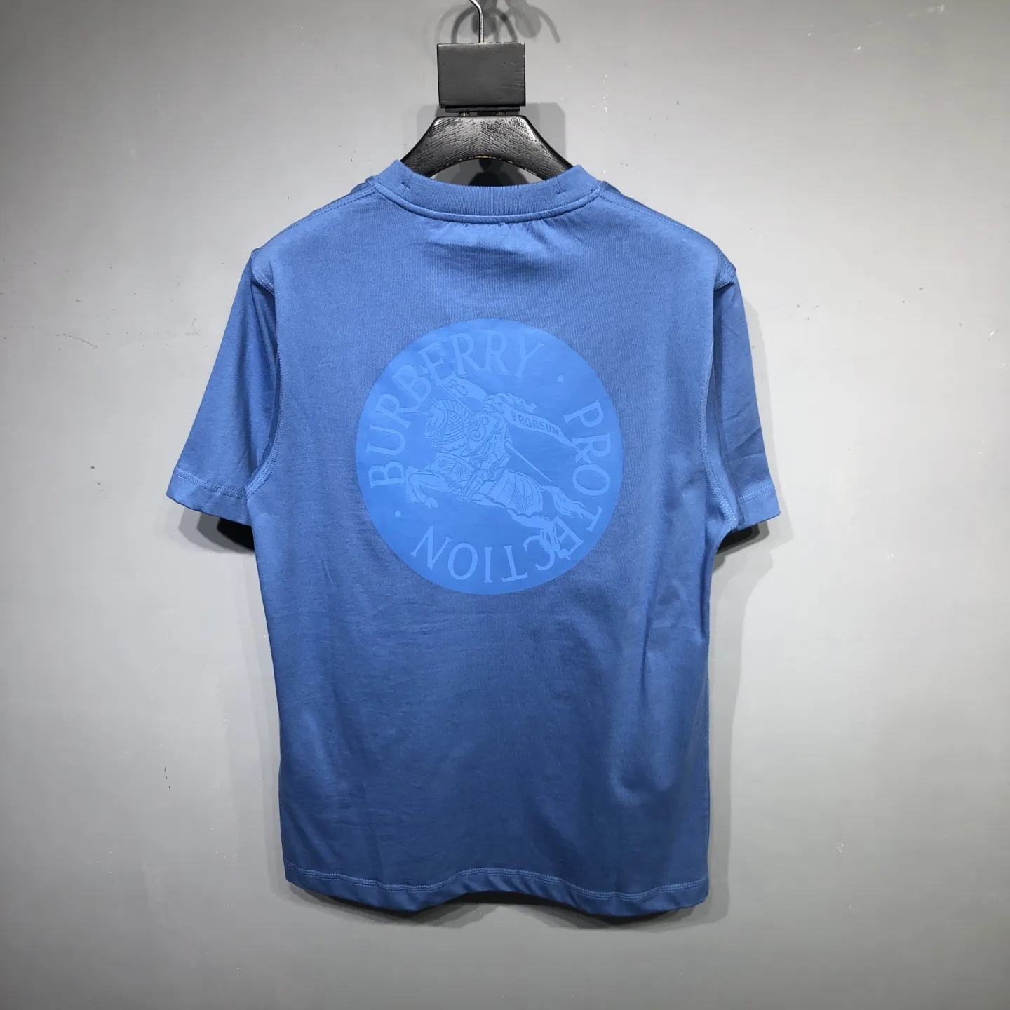 Burberry ブルー馬術騎士徽章コットンTシャツ - 画像 (4)