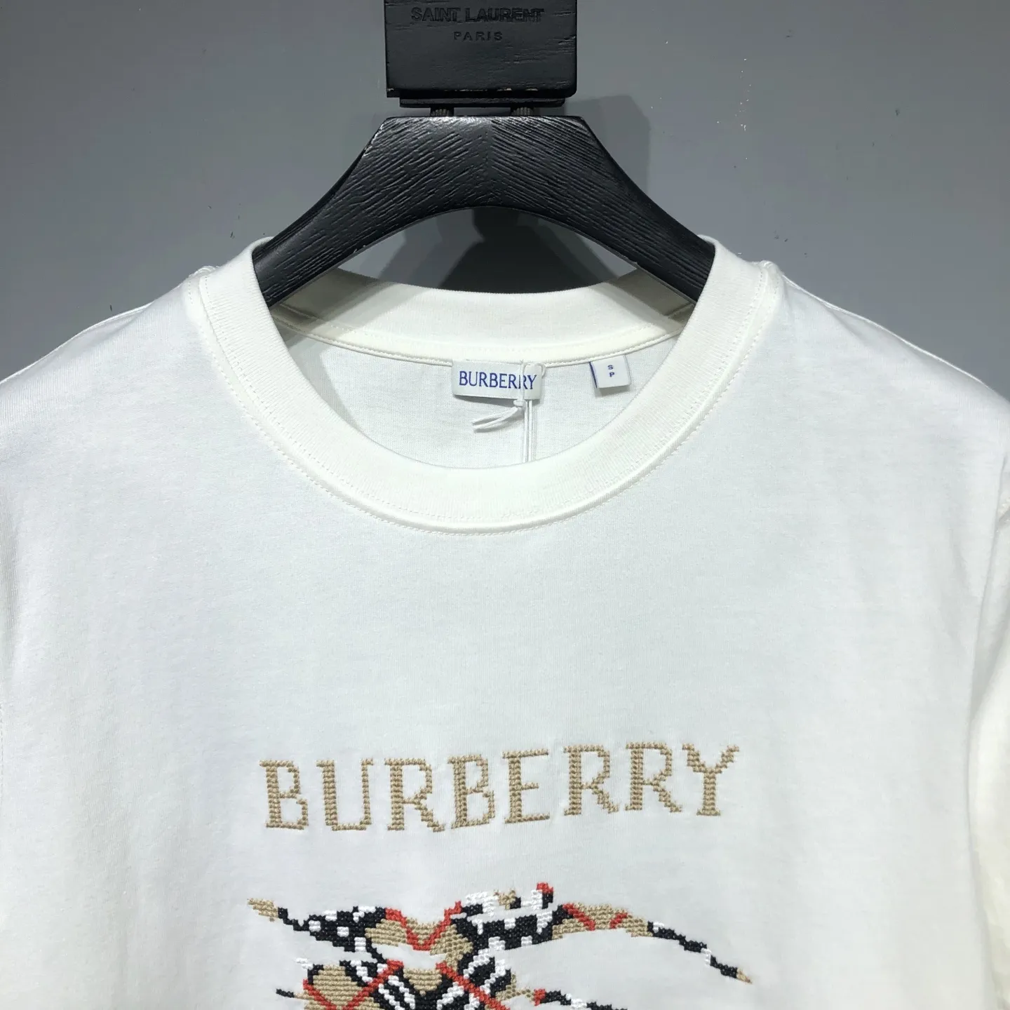 BURBERRY 白 馬術クロスステッチTシャツ - 画像 (4)