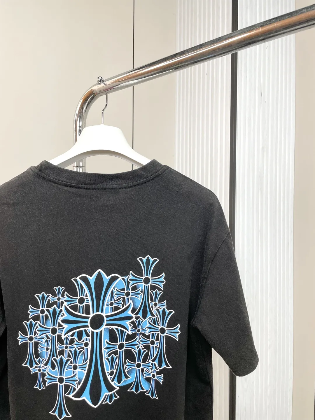 CHROME HEARTS 黒サンスクリットクロス半袖Tシャツ - 画像 (9)