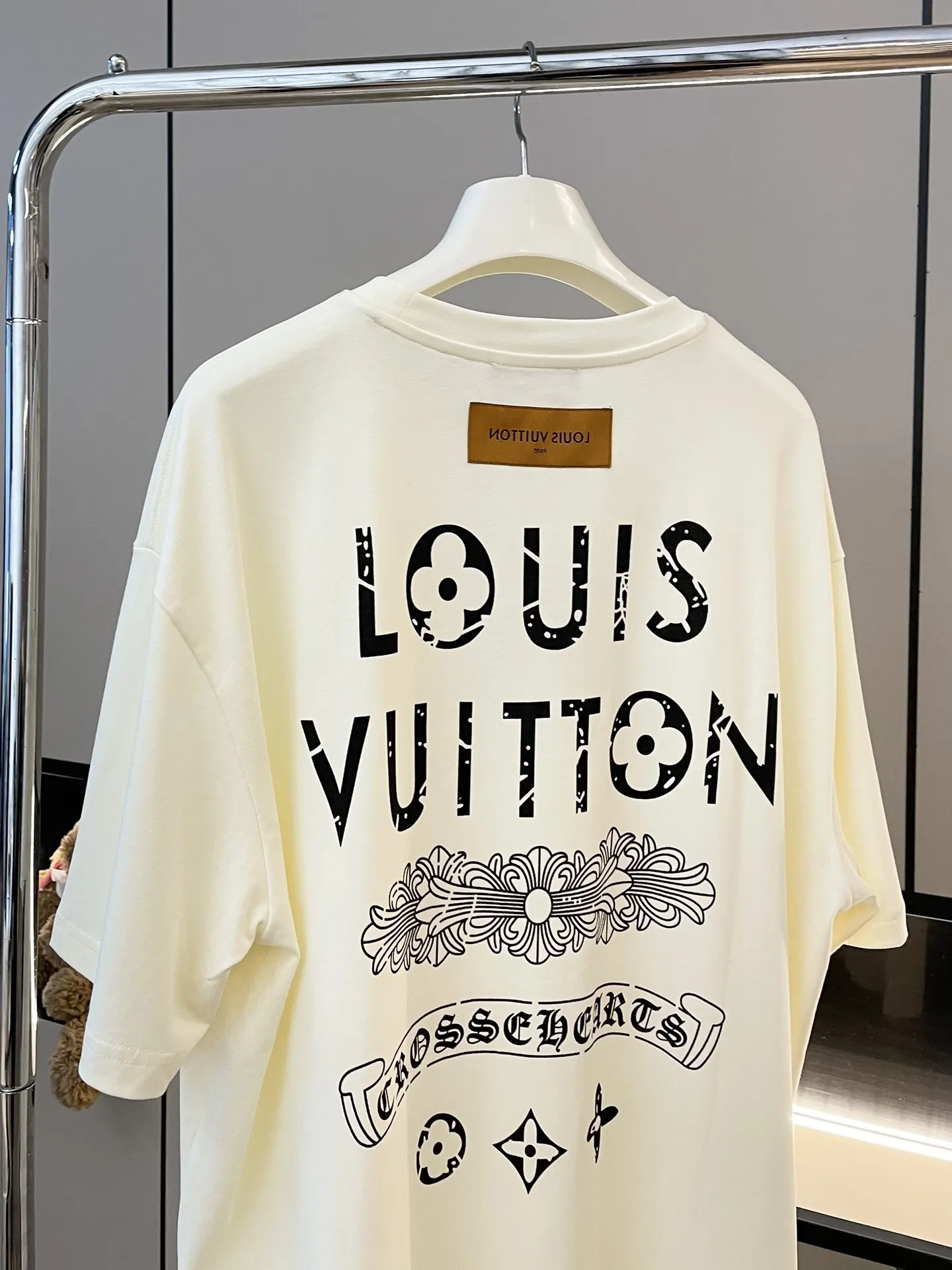 Louis Vuitton×Chrome Hearts新作白半袖Tシャツ - 画像 (3)