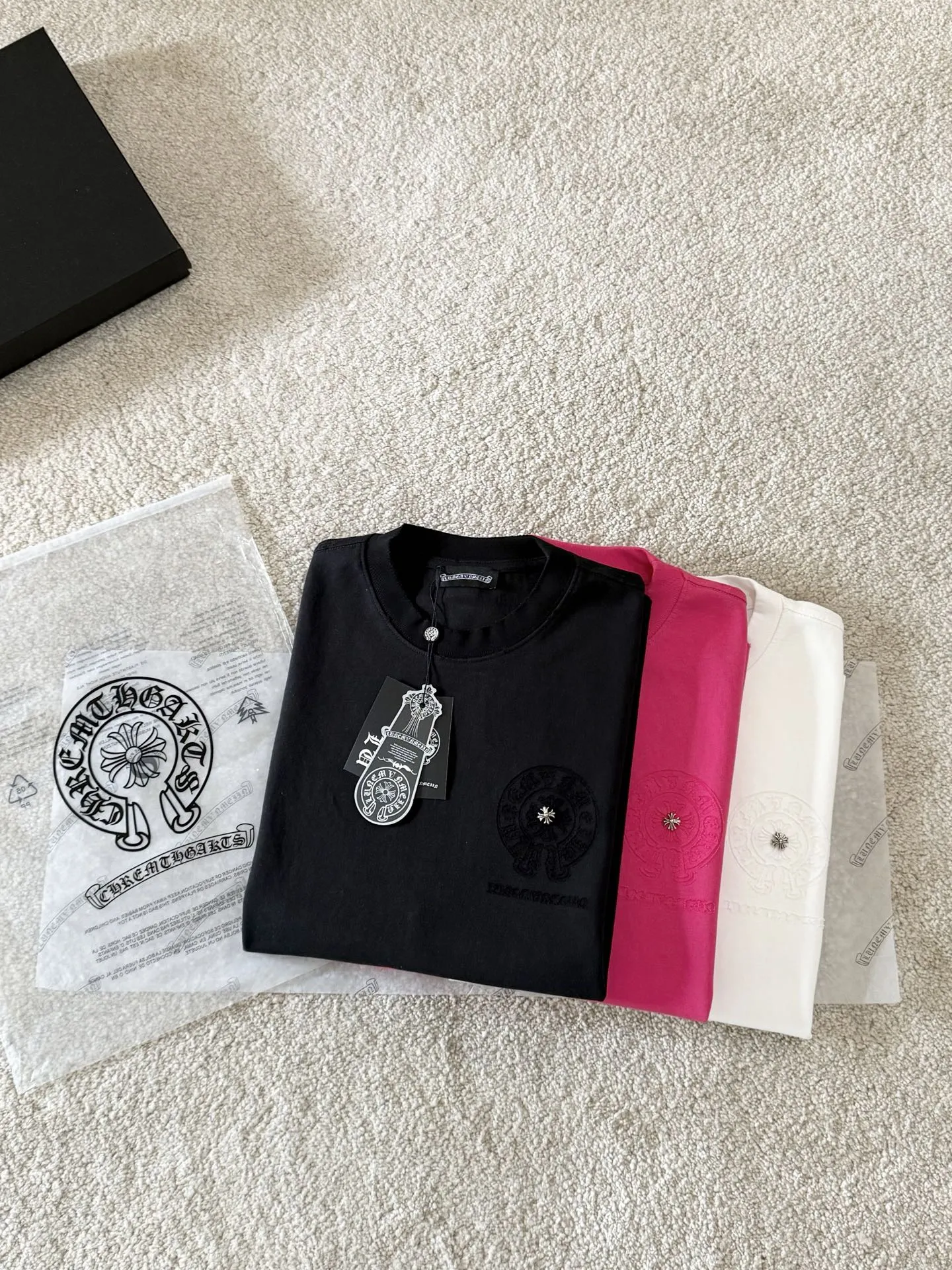 CHクロスハート新作黒半袖Tシャツ - 画像 (10)