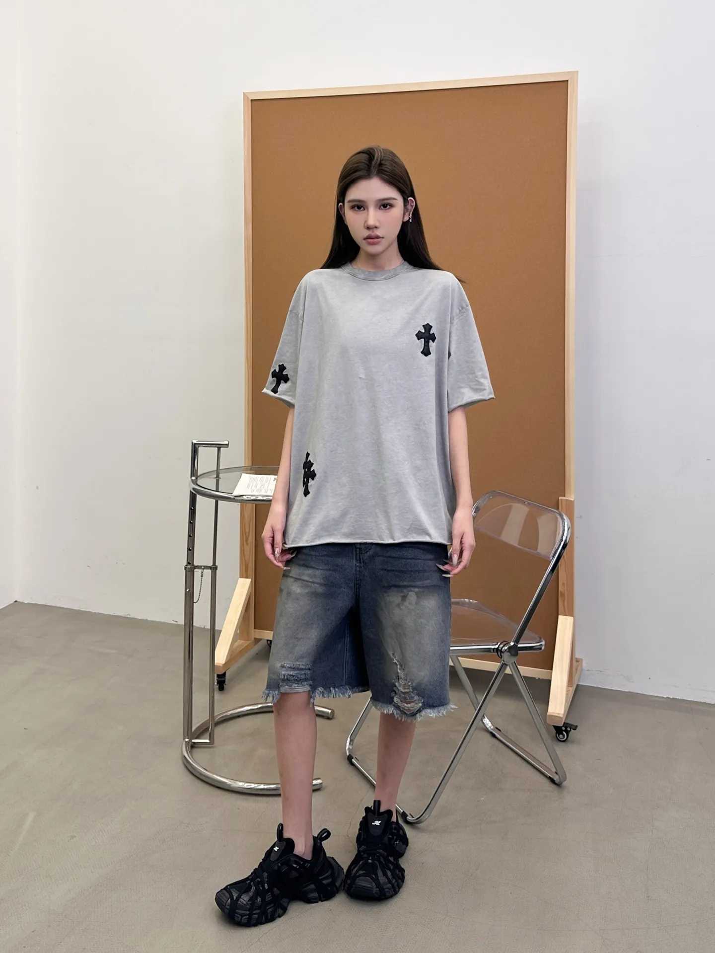 クロスハート新作グレー半袖Tシャツ - 画像 (3)