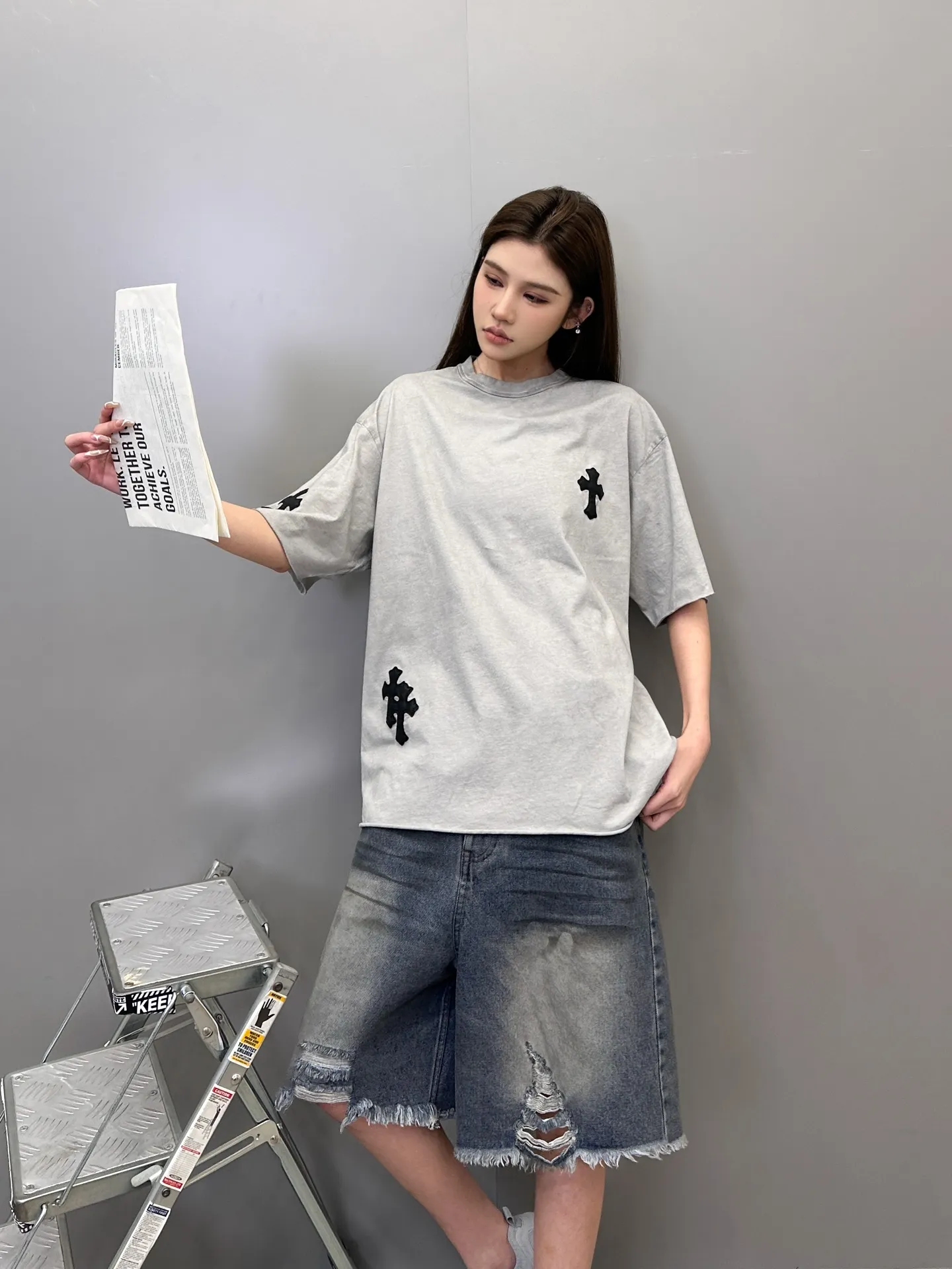 クロスハート新作グレー半袖Tシャツ - 画像 (4)