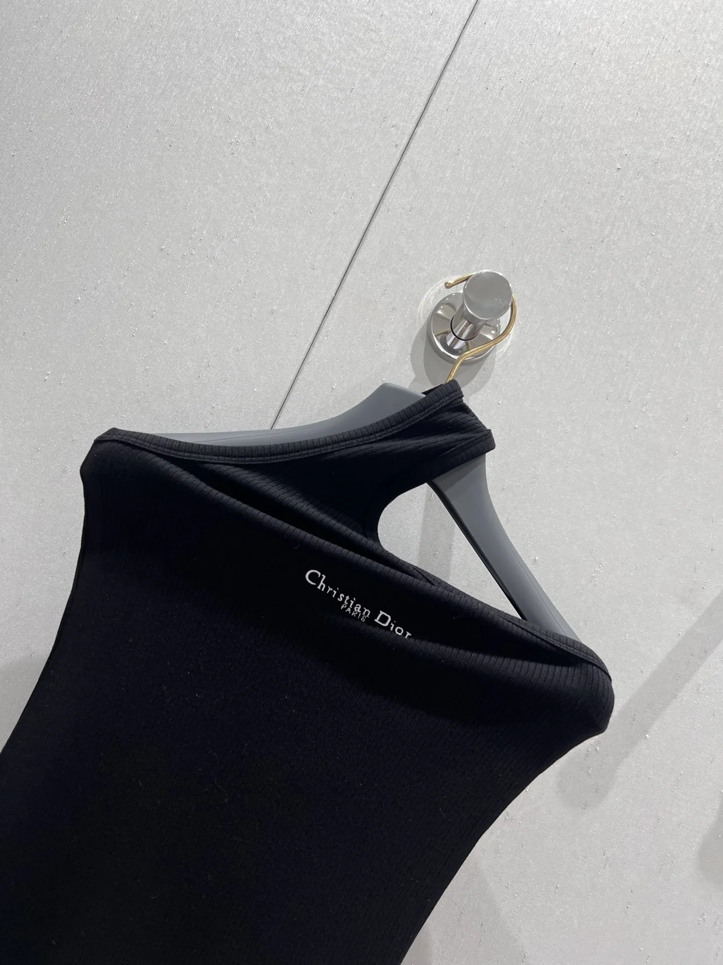 Christian Dior 黒編み物ベスト新作 - 画像 (4)