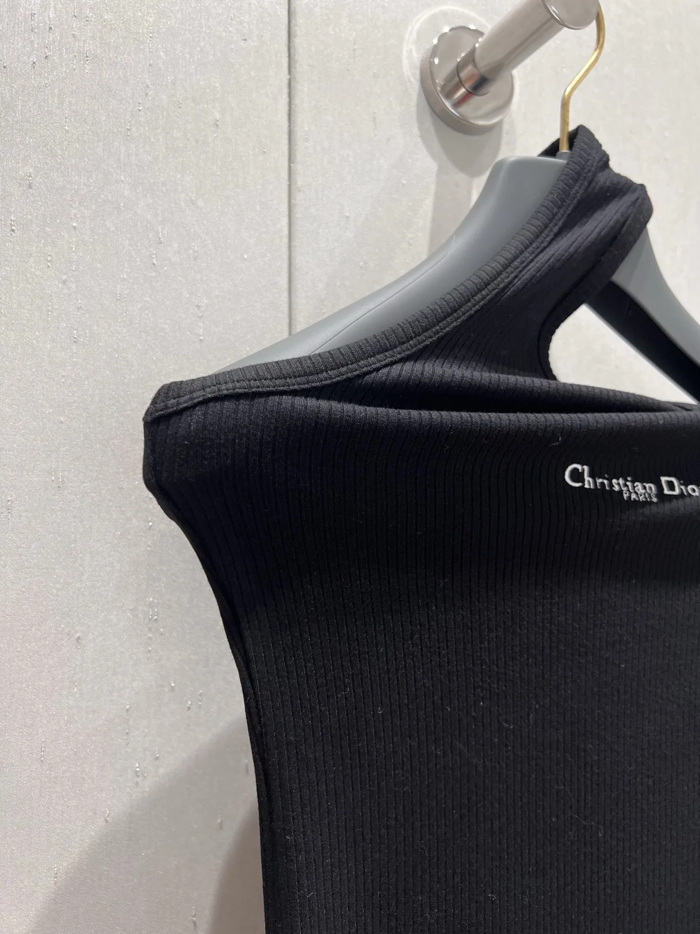 Christian Dior 黒編み物ベスト新作 - 画像 (8)