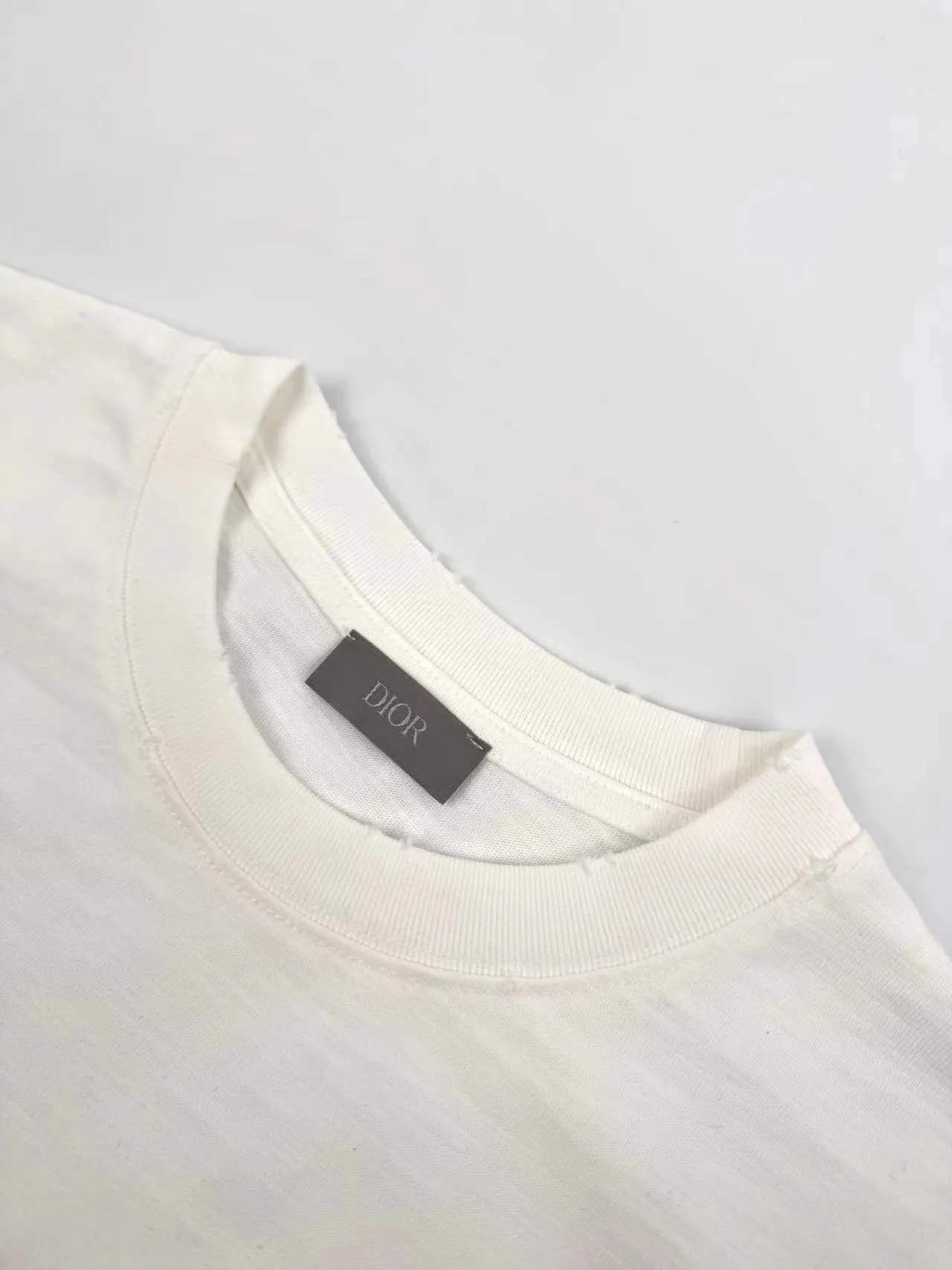 Dior新作白黒毛巾绣半袖Tシャツ - 画像 (4)