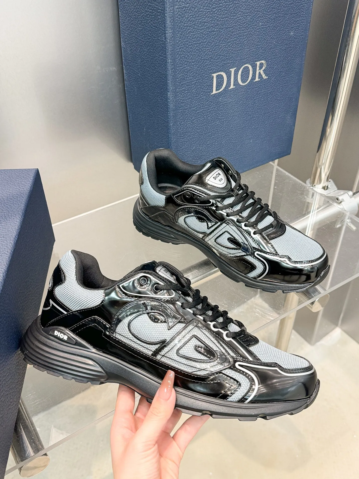 Christian Dior B30 ブラックレザースニーカー - 画像 (4)