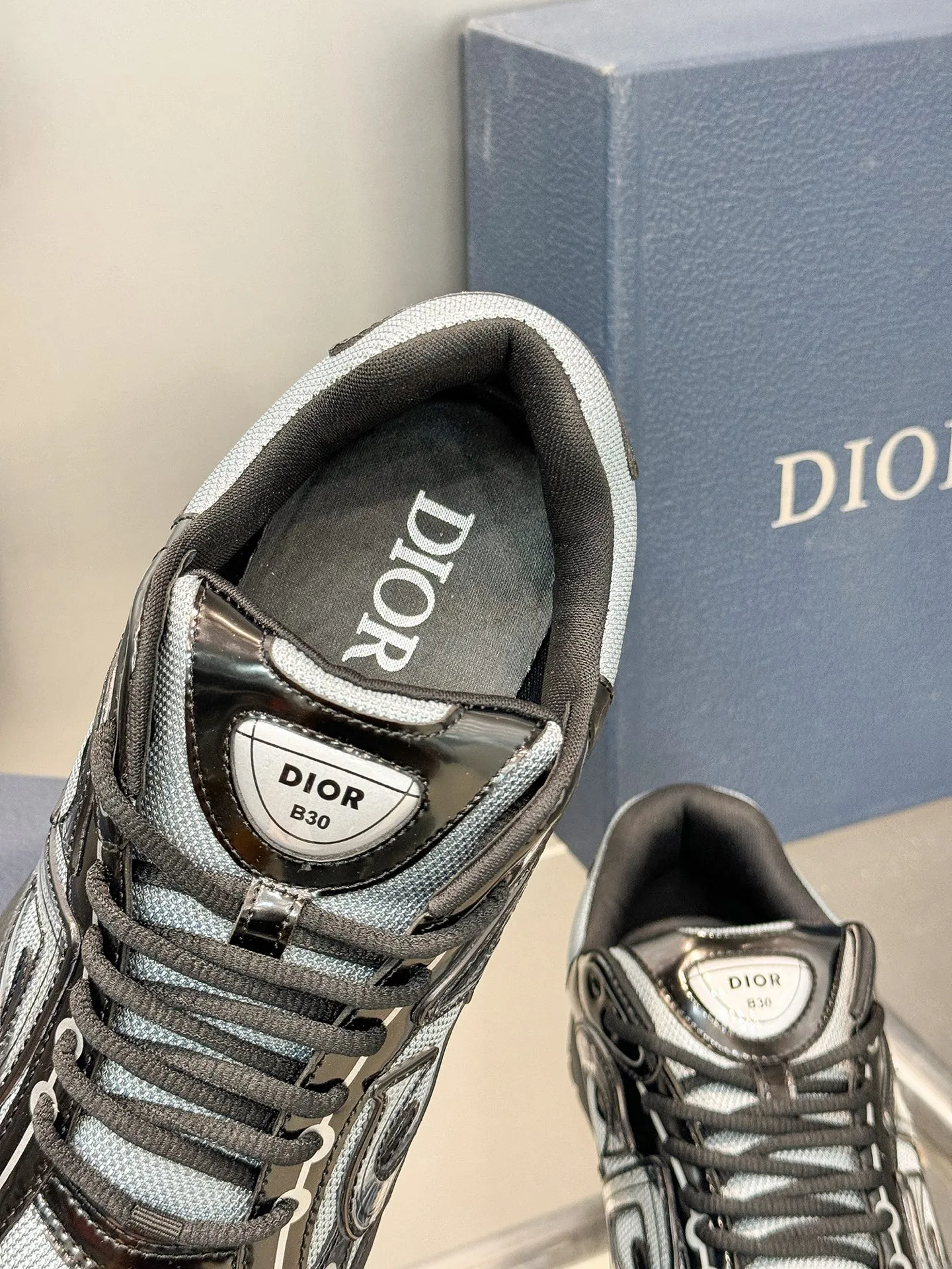 Christian Dior B30 ブラックレザースニーカー - 画像 (7)