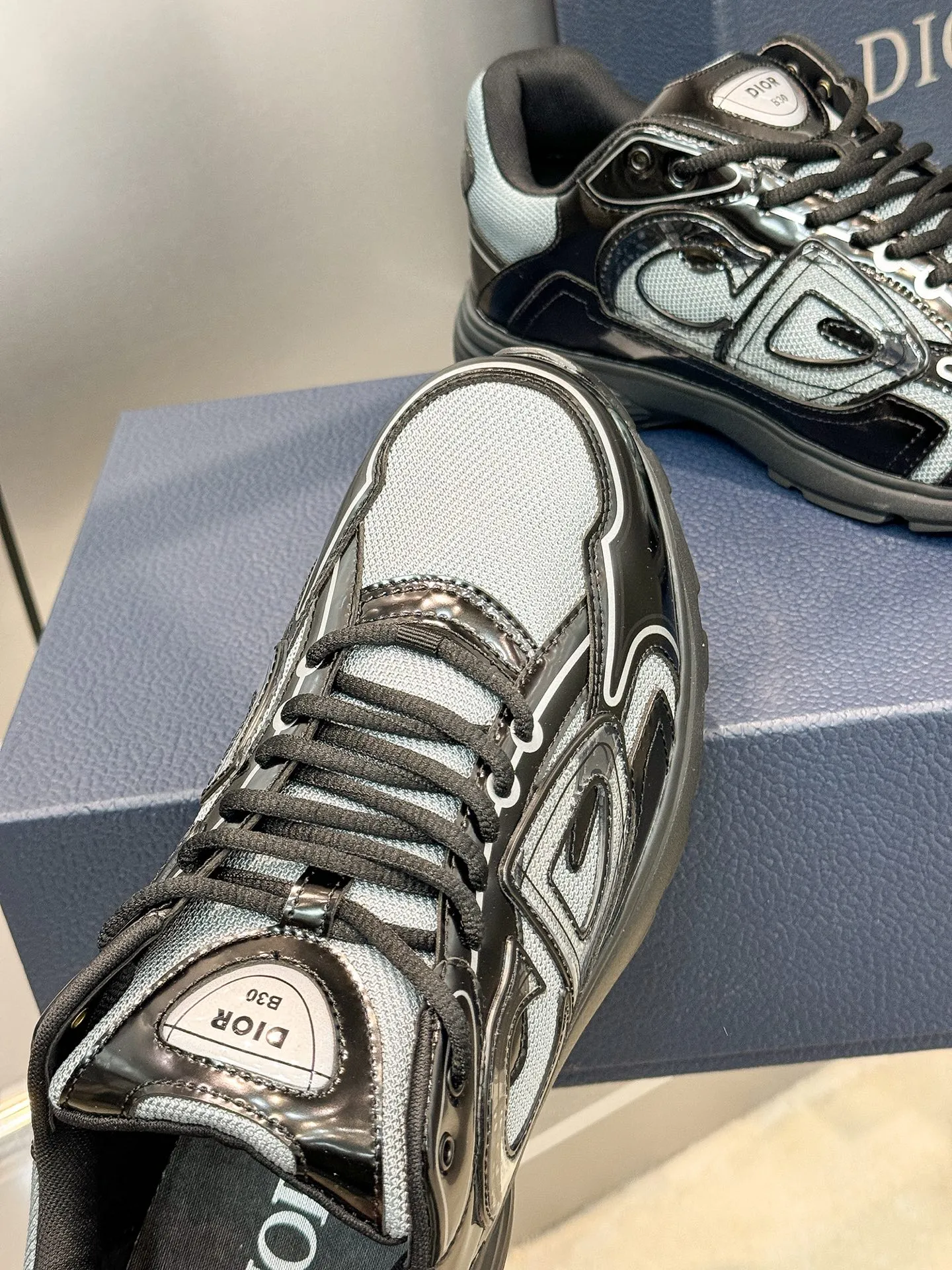 Christian Dior B30 ブラックレザースニーカー - 画像 (9)