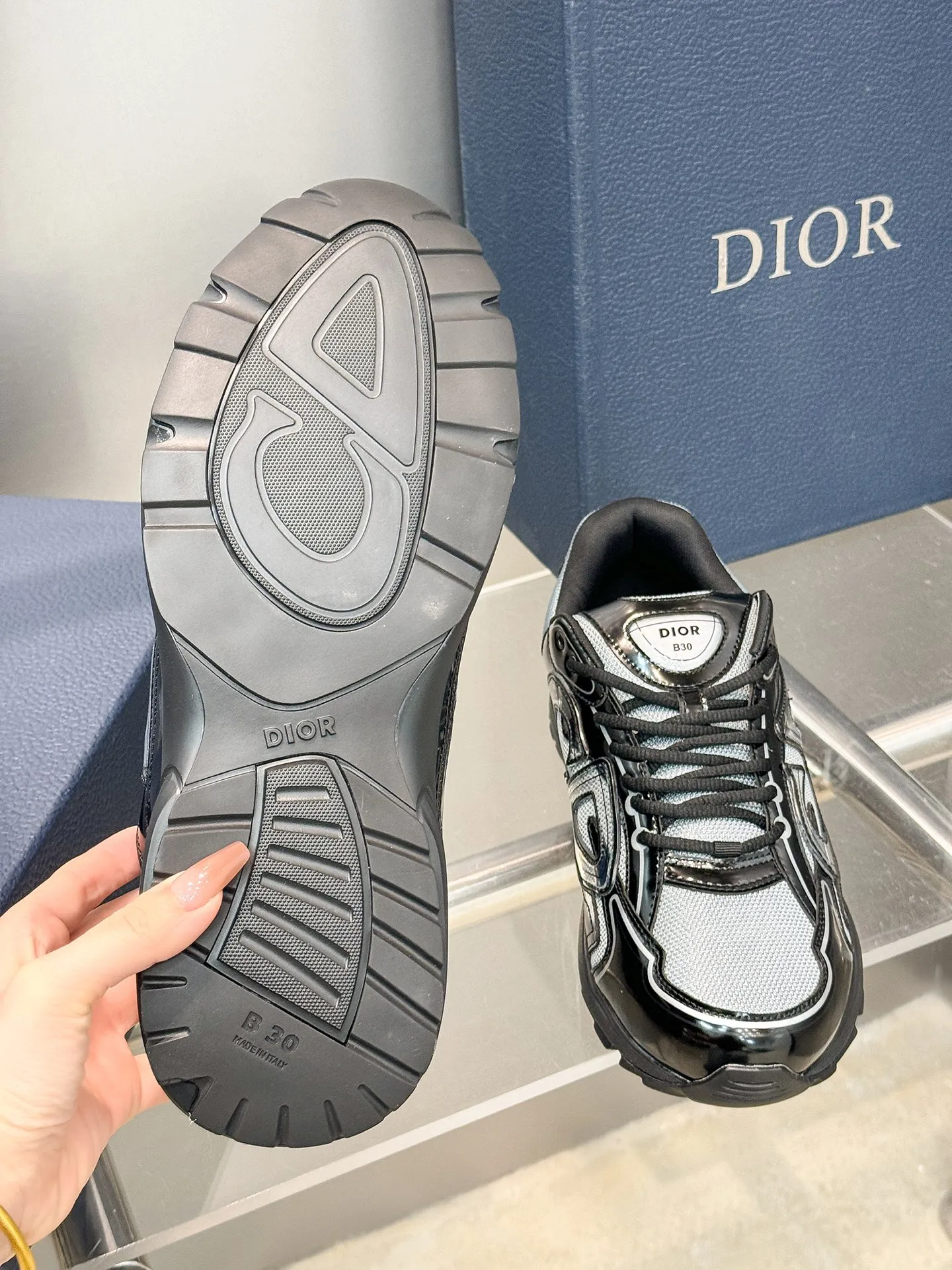 Christian Dior B30 ブラックレザースニーカー - 画像 (10)