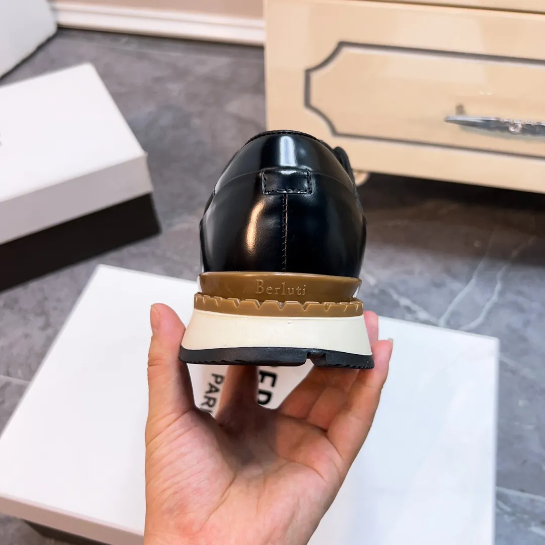 Berluti ブラックレザースニーカー - 画像 (8)