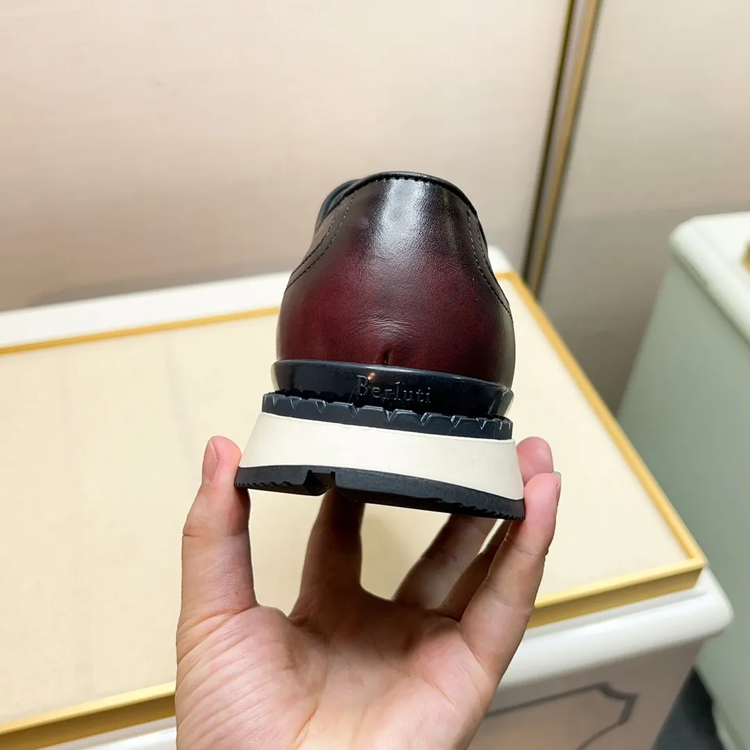 Berluti ブルーティ男性スニーカー 赤色 レースアップ - 画像 (7)