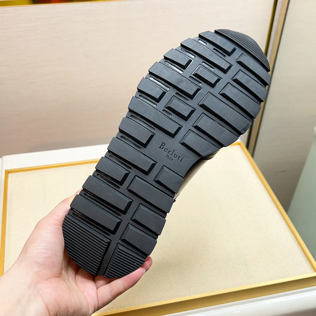 Berluti ブルーティ男性スニーカー 赤色 レースアップ - 画像 (10)