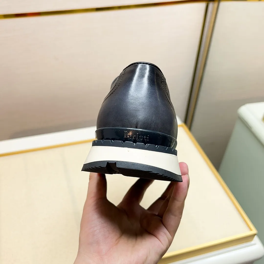 Berluti ブルーティ 黒 レースアップスニーカー - 画像 (9)