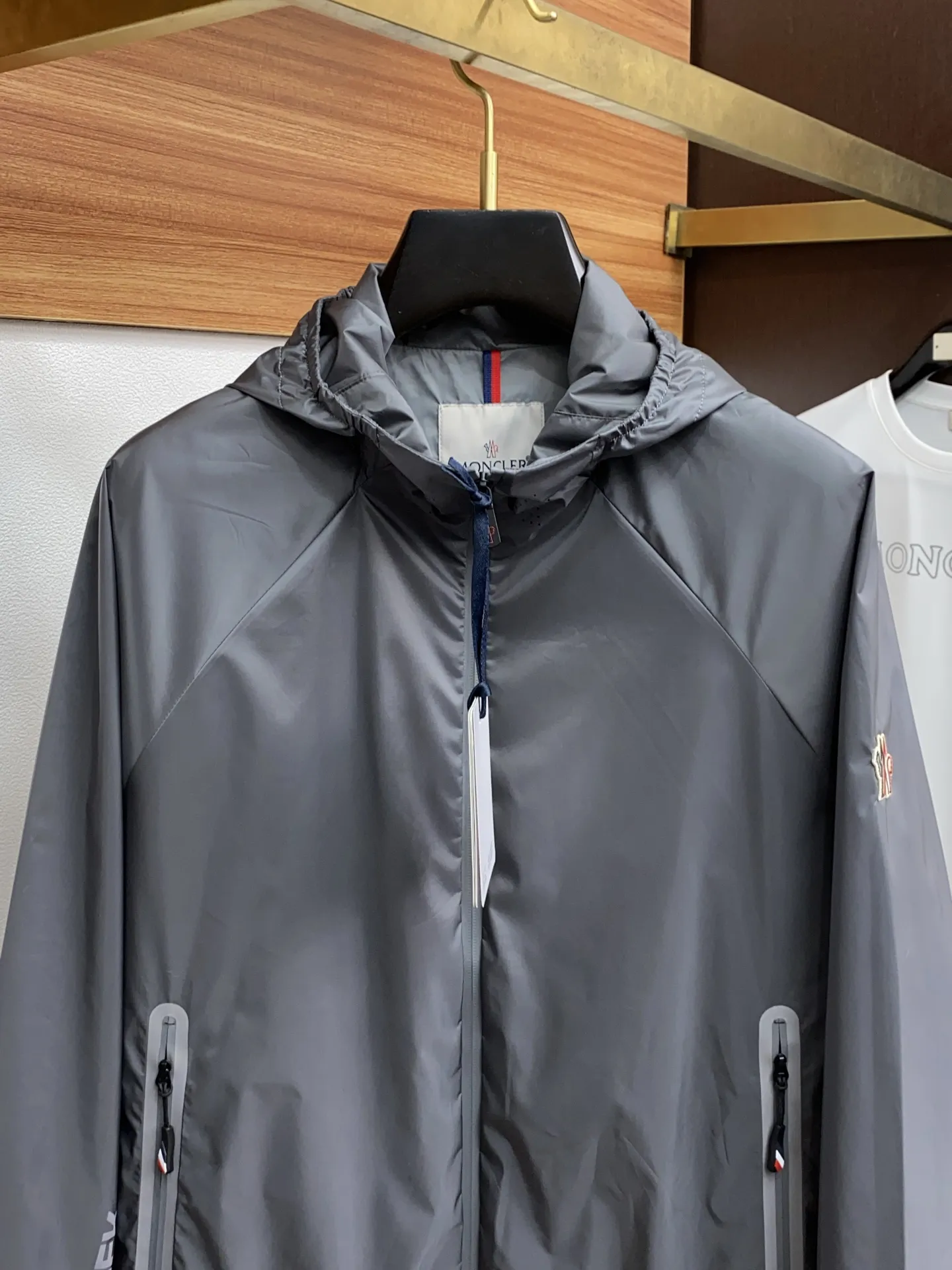 Moncler グレージャケットシンプルスタイル - 画像 (3)