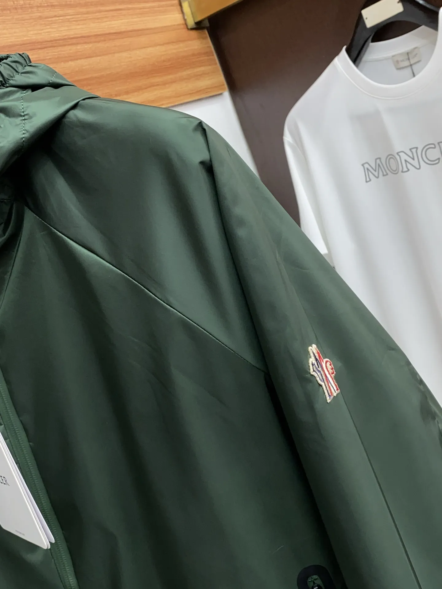 Moncler モン口2025FW緑色男性カジュアルジャケット - 画像 (5)