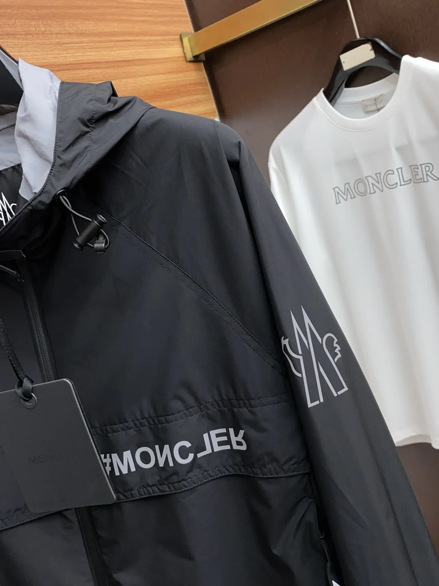 Moncler 黒 2025FW メンズカジュアルジャケット - 画像 (5)