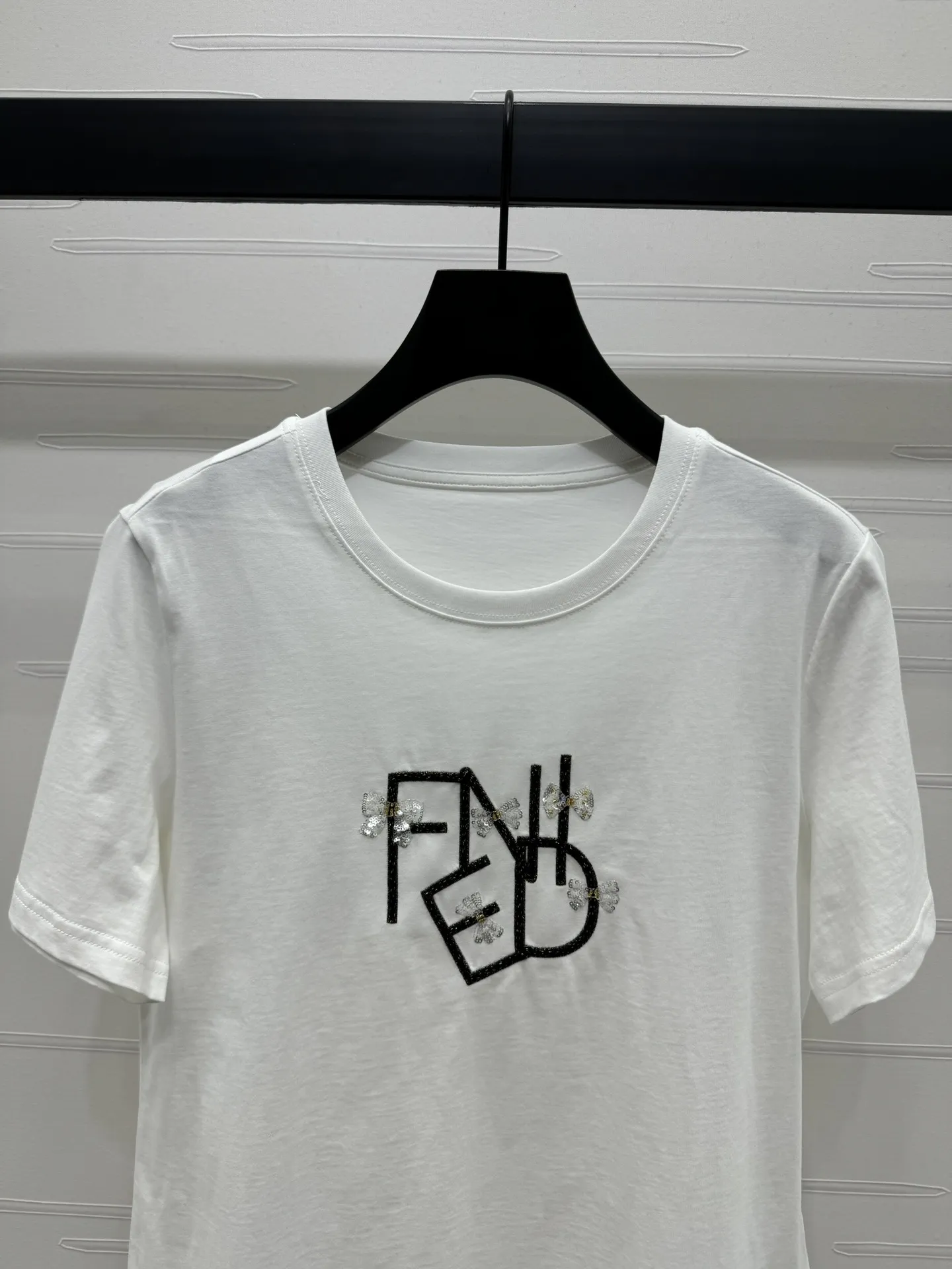 FEN*I新作アルファベット半袖Tシャツ白ピンク - 画像 (6)