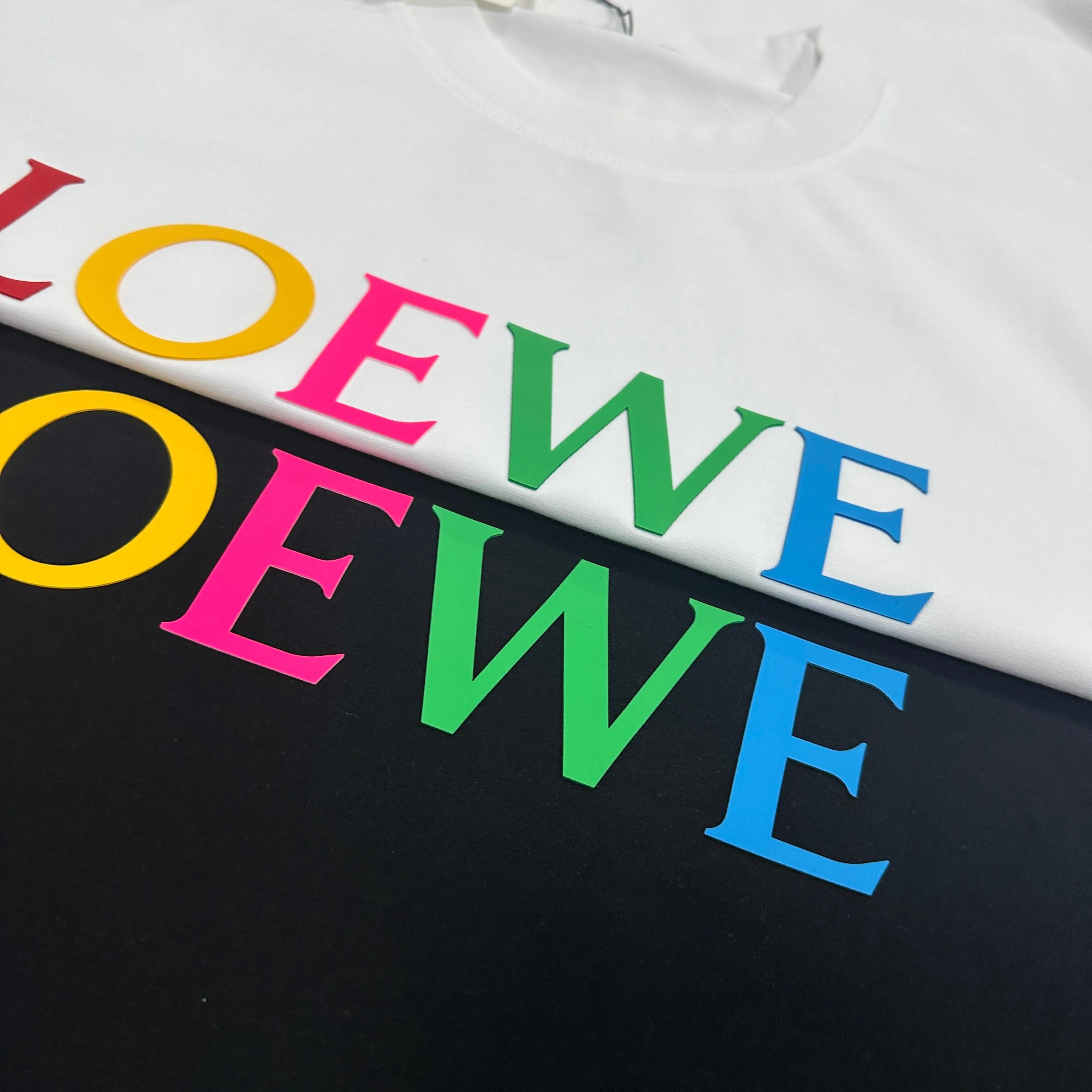 Loewe 2025春夏 黒色 Tシャツ - 画像 (6)