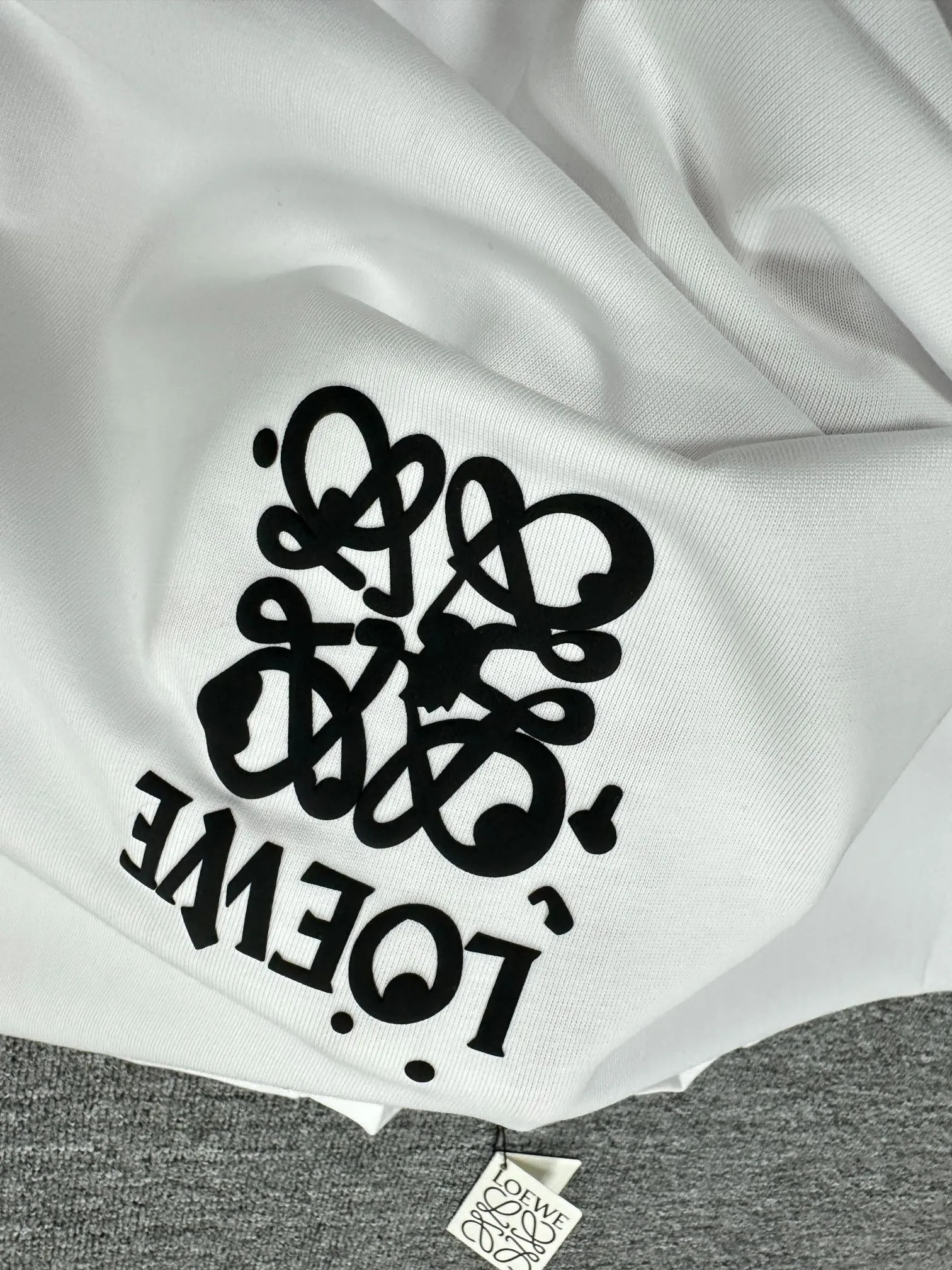 Loewe ロイ 白 クラシックロゴTシャツ - 画像 (9)