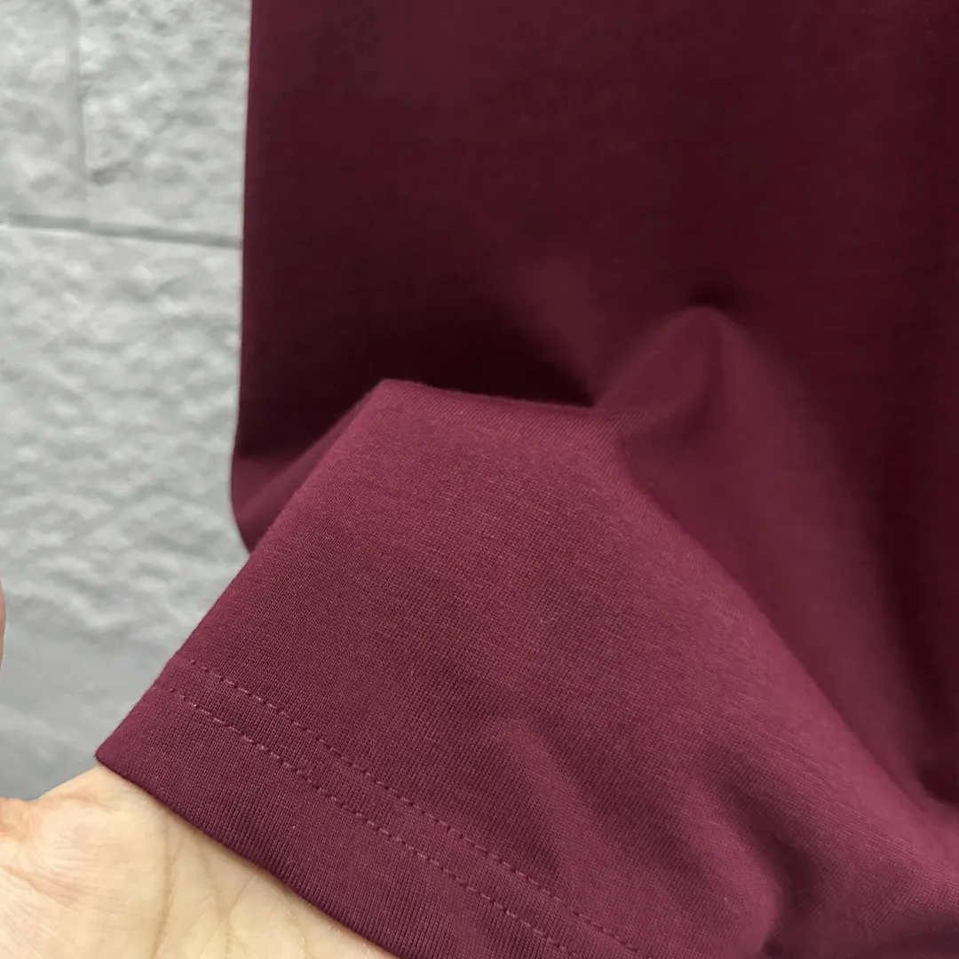 Loewe ロエ2025春夏ワインレッド刺繍Tシャツ - 画像 (7)