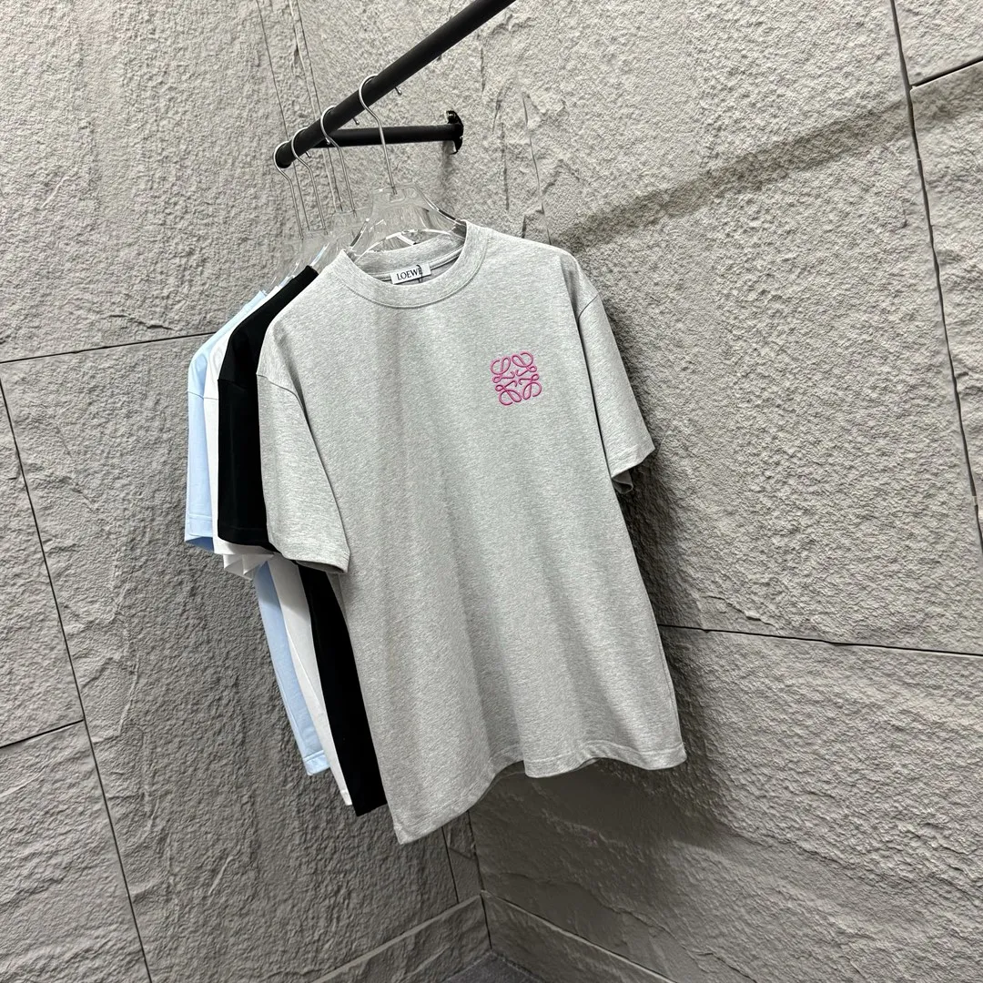 Loewe ロエ2025春夏 黒 白 花灰 アンゴラ赤 Tシャツ - 画像 (3)